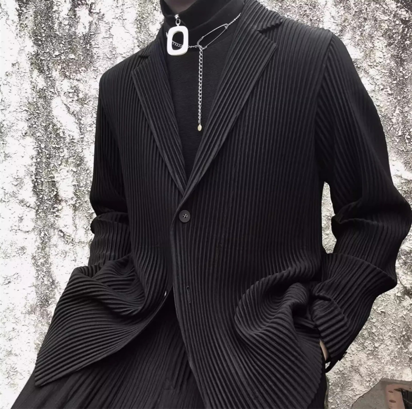 HOMME PLISSE ISSEY MIYAKE Black Pleats Jacket Size1.2.3.4