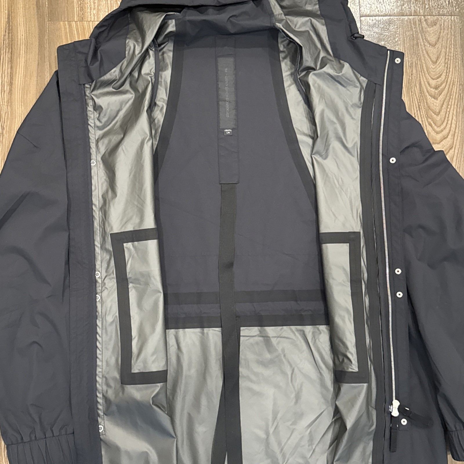 Nike Every Stitch Considered Bonded Parka Black DH2906 010 $800 Men’s Large