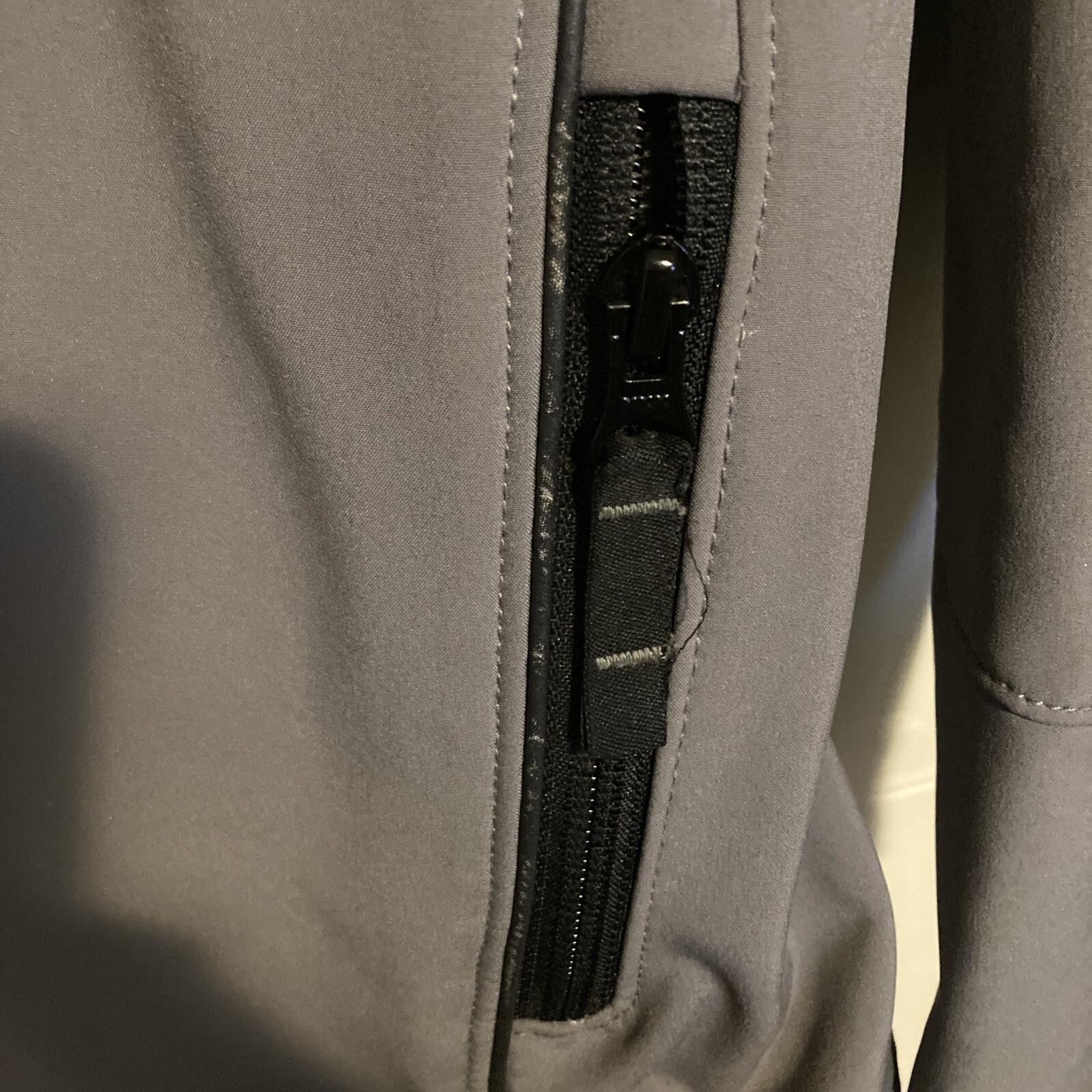 Clique Jacket Men’s Size XL Full Zip Gray Inner Zipped Pocket Coat Poly /Spandex