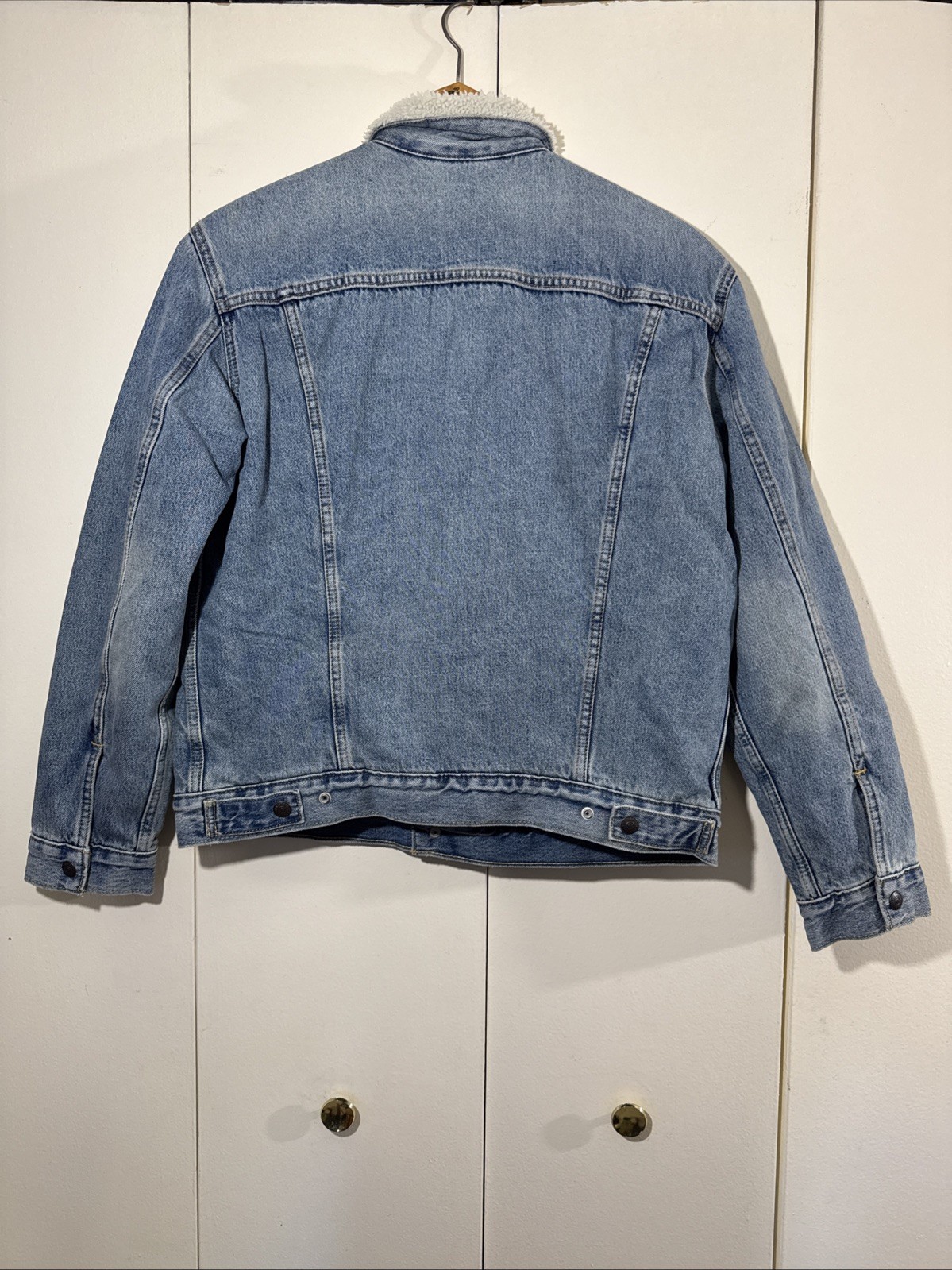 Levi’s Premium Type III Sherpa Lined Blue Denim Trucker Jacket Mens New