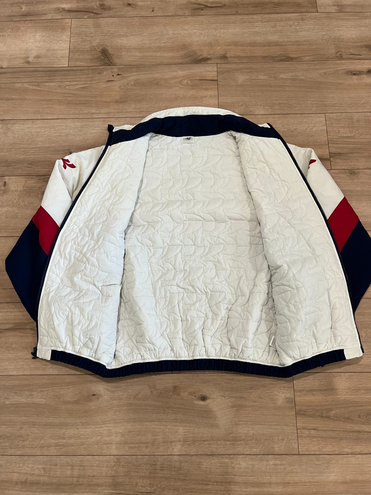 Intra Sport Vintage-Inspired England Zip-Up Puffer Jacket Size L