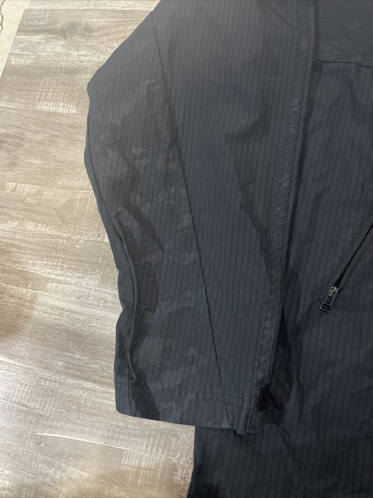 Adidas Originals Nero Camo Hooded Windbreaker Size M Black 1/4 Zip