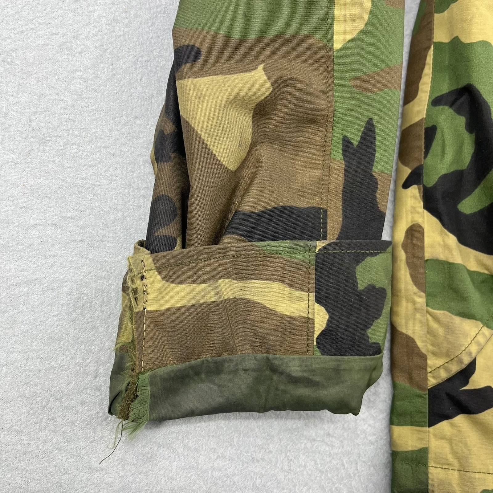 US Military ECWCS Gen 1 Woodland Camo Cold Weather Parka Small Regular