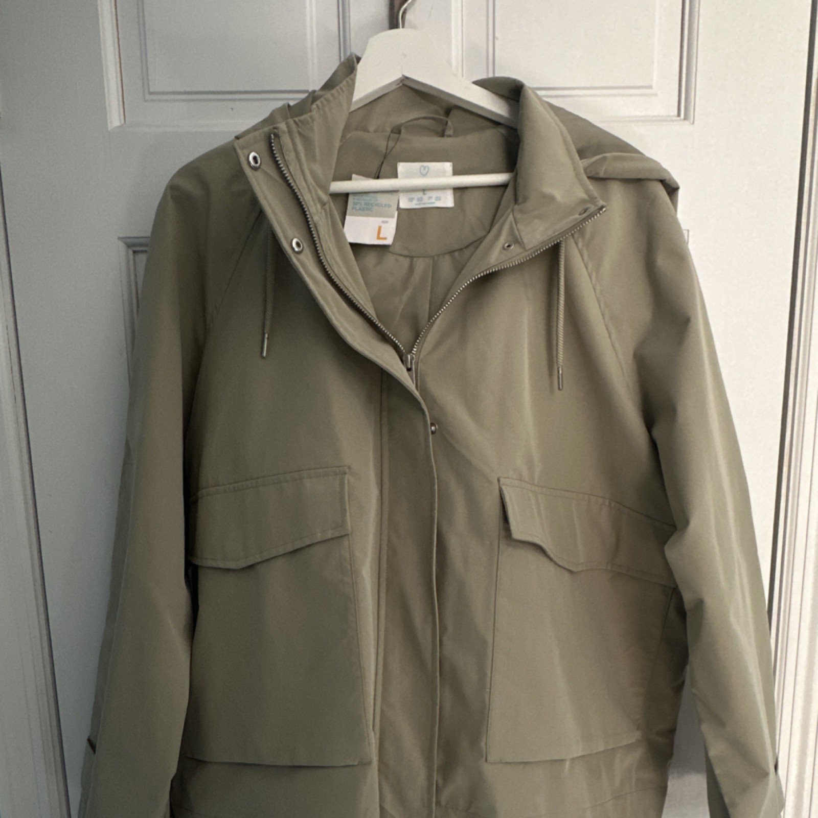 Uniqlo Beige Hooded Parka Jacket Zip Button Drawstring Accents Men’s Size L