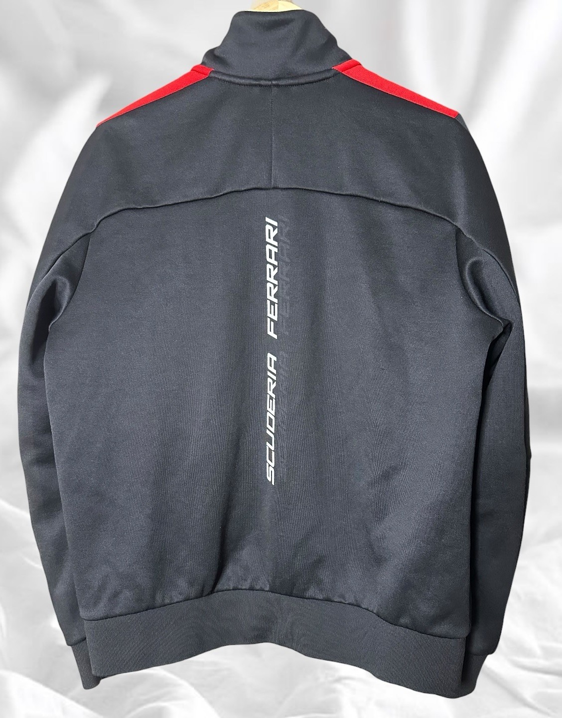 PUMA Scuderia Ferrari MT7 Full Zip Sweat Jacket Men’s Large FAST SHIPPING