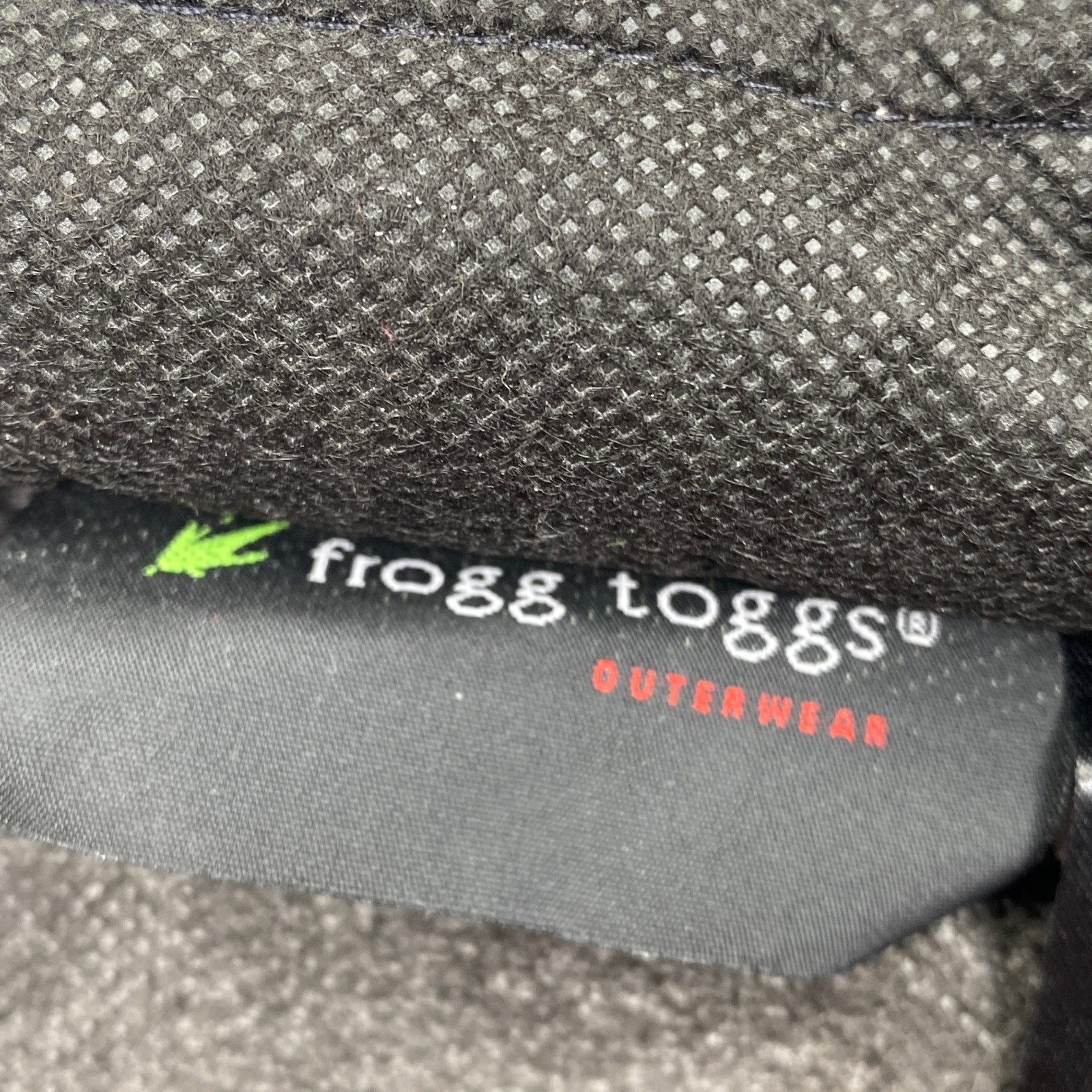 Frogg Toggs Outerwear Black Rain Jacket Reflective Trim Mens Small Polypropylene