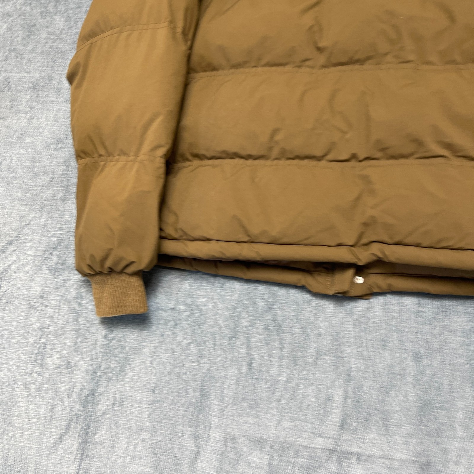 Yanthirteen Puffer Jacket Mens Tan Quilted Mock Neck Snap Front Hiking Outdoor