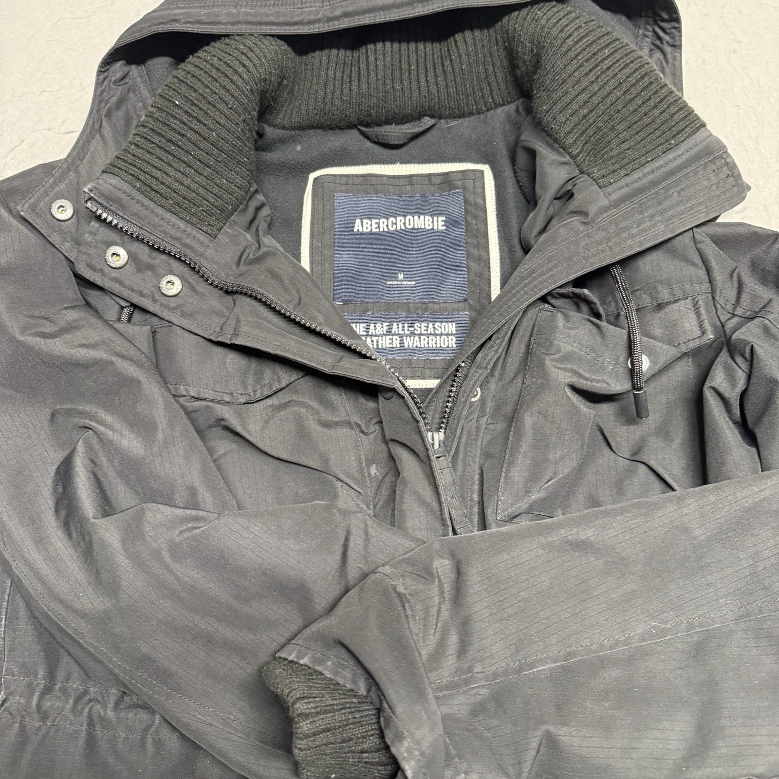 Abercrombie & Fitch Mens All‑Season Weather Warrior Jacket Black Y2K Size M