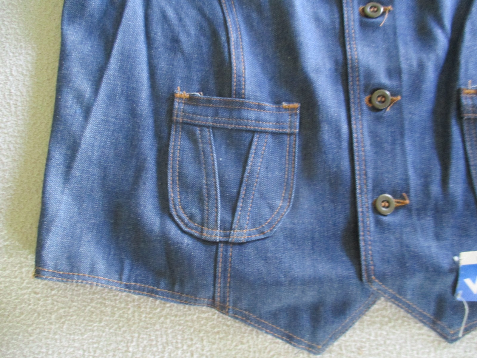 NEW original tags adult Men’s Vintage Wrangler blue jean denim vest size large