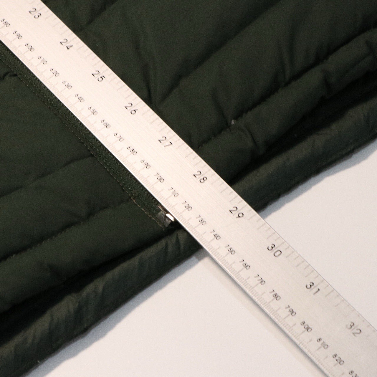 Rohan Down Puffer Jacket Mens Large Green Full Zip Walking Hiking Work Wear