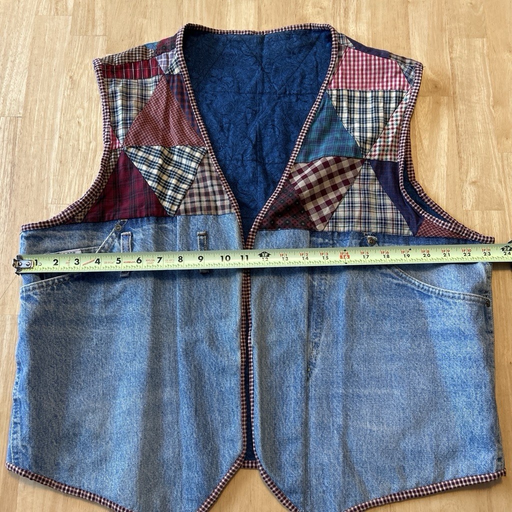 Lee Men’s L Blue Multicolor Patchwork Denim Button Vest Lined Pockets V-Neck