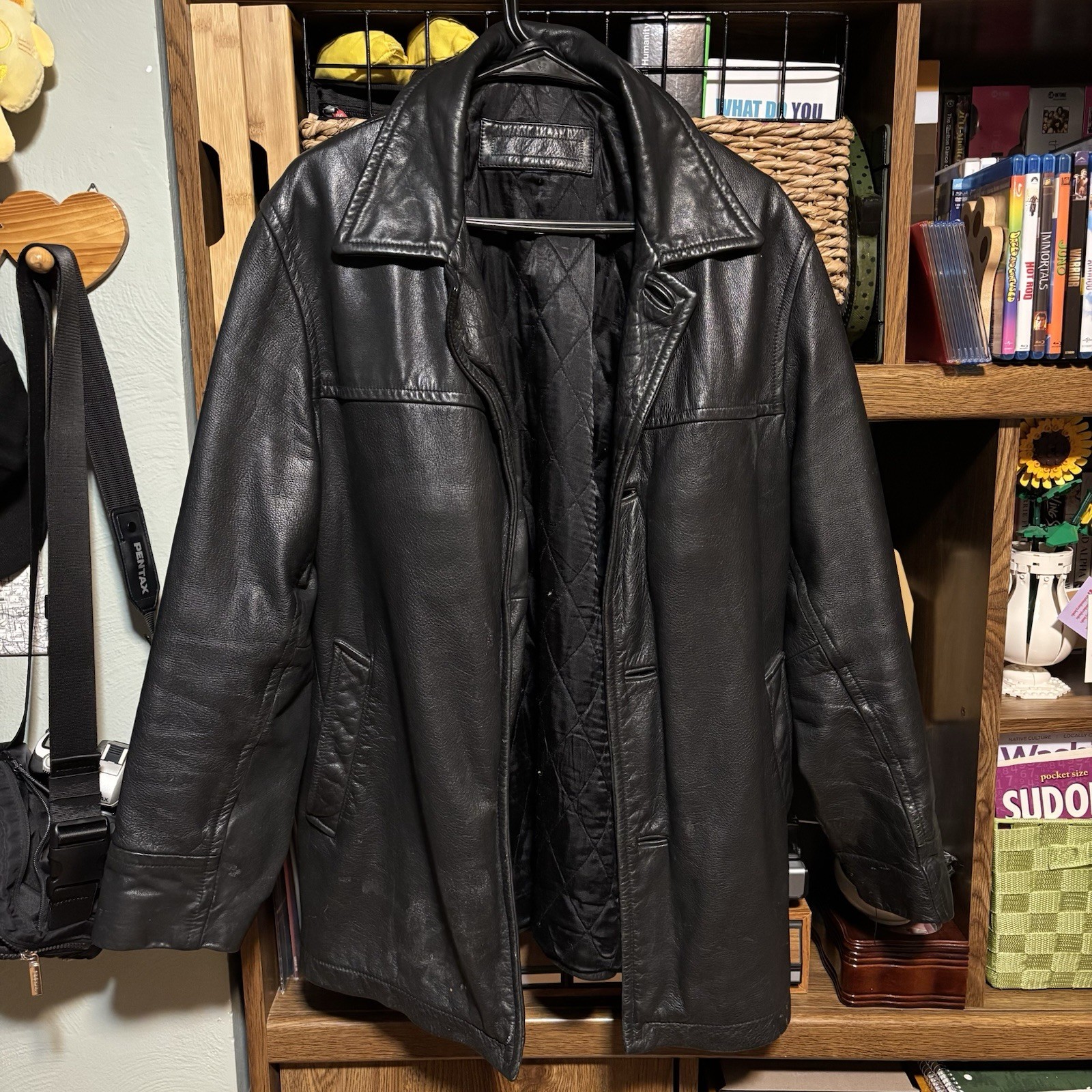 Men’s Black Leather Jacket Quilted Lined Regular Fit Unknown Brand