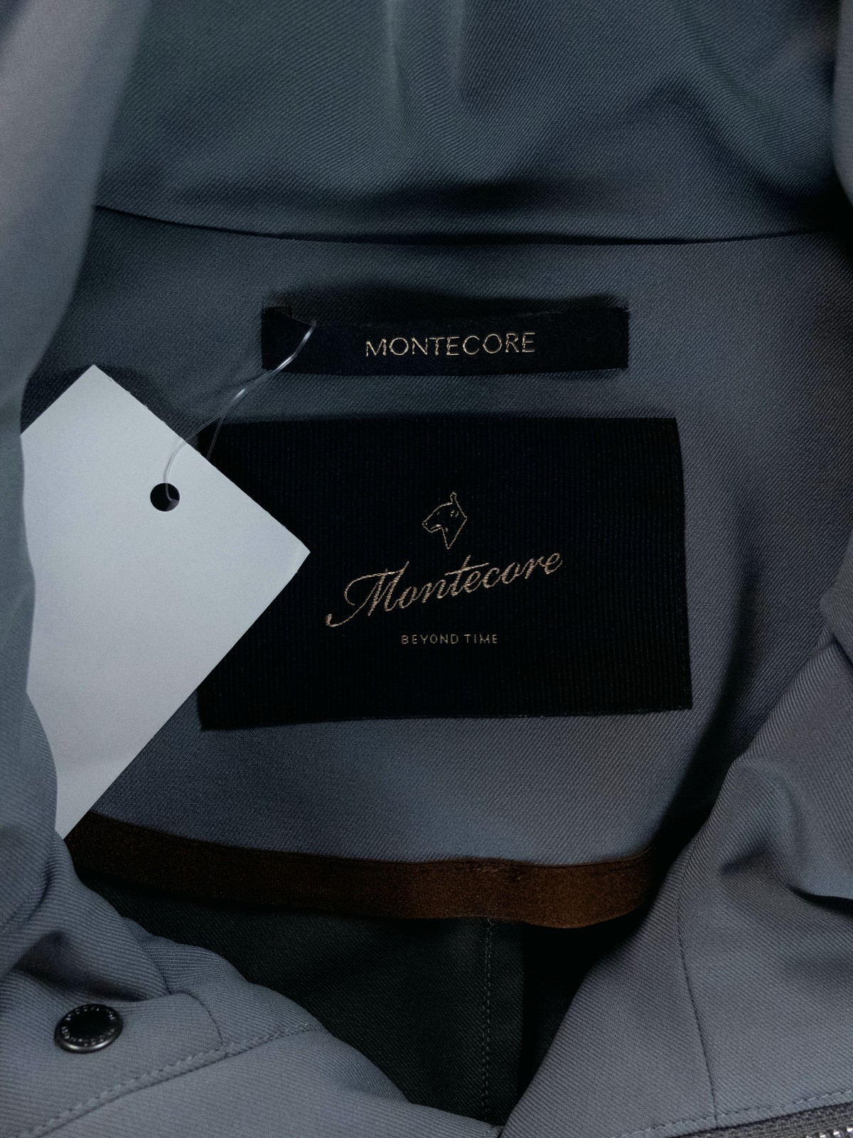 (NO CUSTOMS TAX) MONTECORE Italy gray nylon hooded jacket Size Large authentic