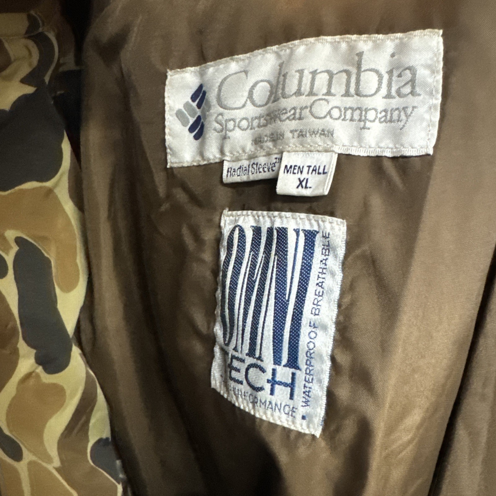 VTG Columbia Omni Tech Duck Camo Hunting 3 in 1 piece Jacket GREAT COND