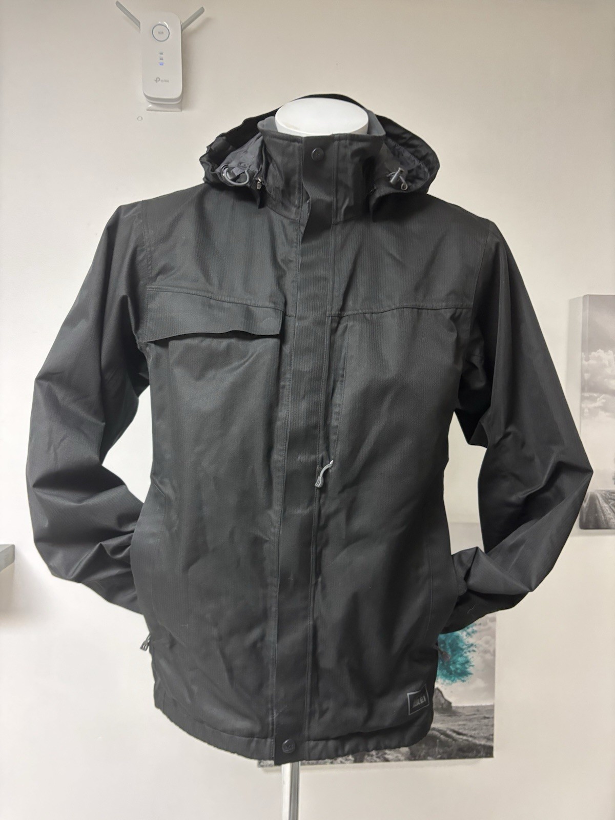 Rei E1 Element Men’s Spring/fall Jacket Size S Removable Hood No Inner Fleece