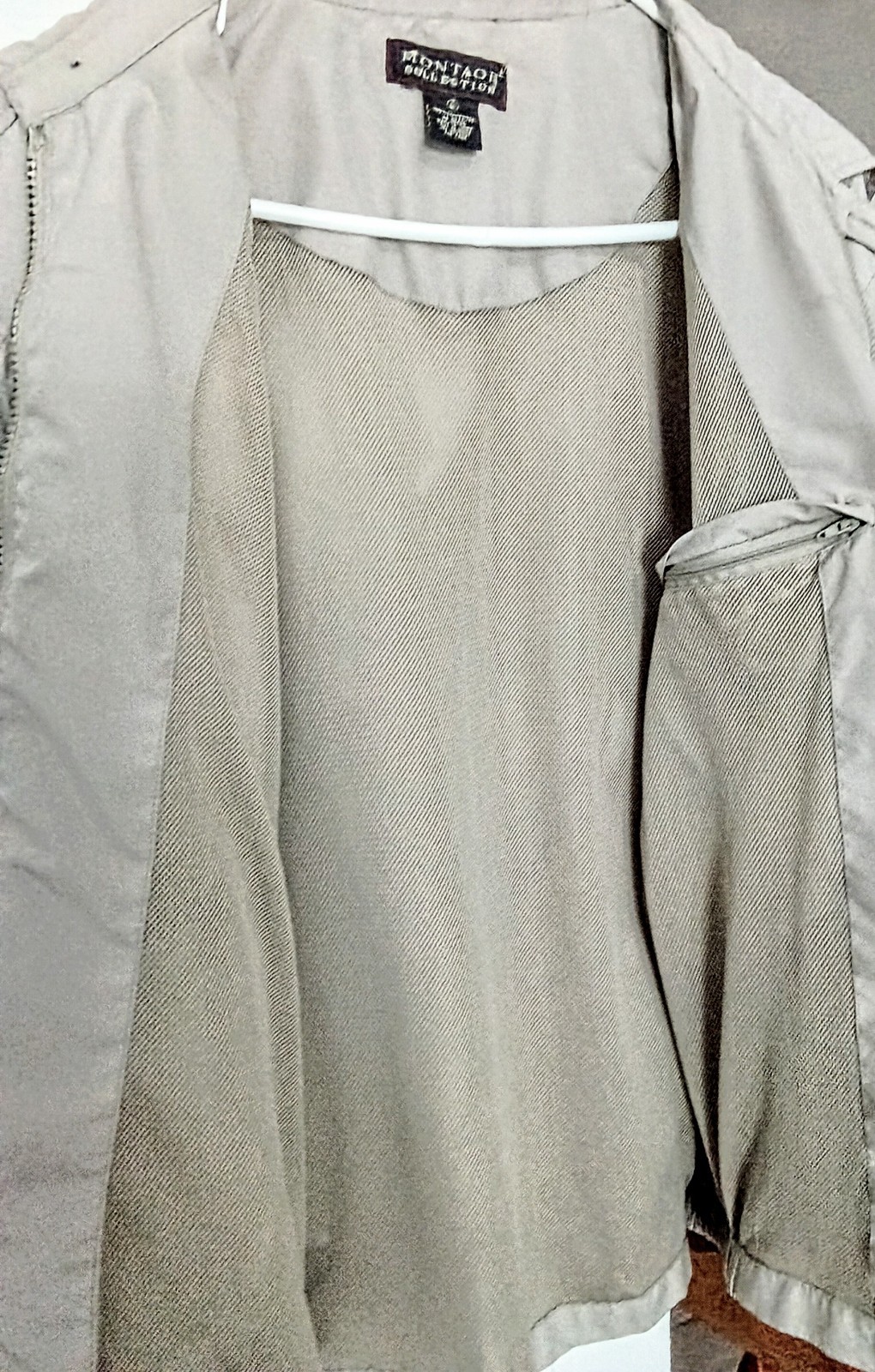 Men’s Jacket Zippered With Button Neck Sz L by Montage
