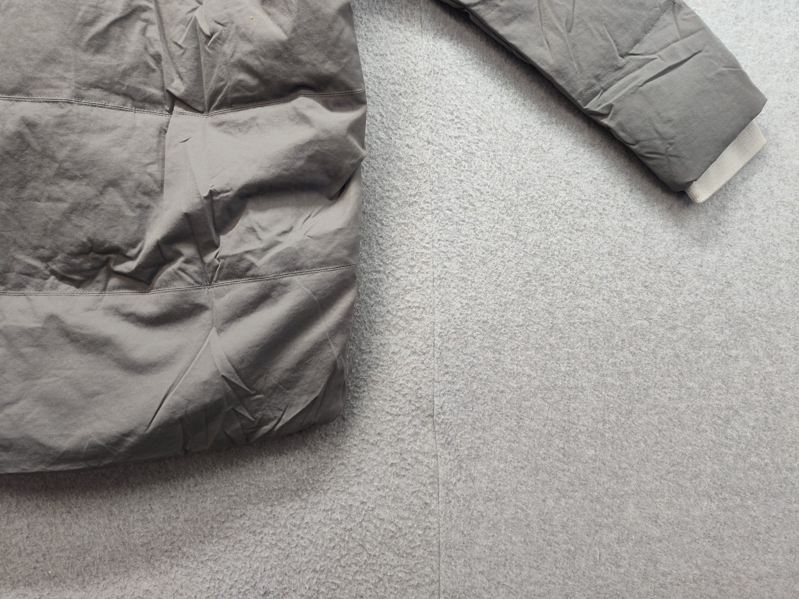 Yes Man Men Puffer Jacket L Gray Colorblock Hooded Winter Insulated Outerwear