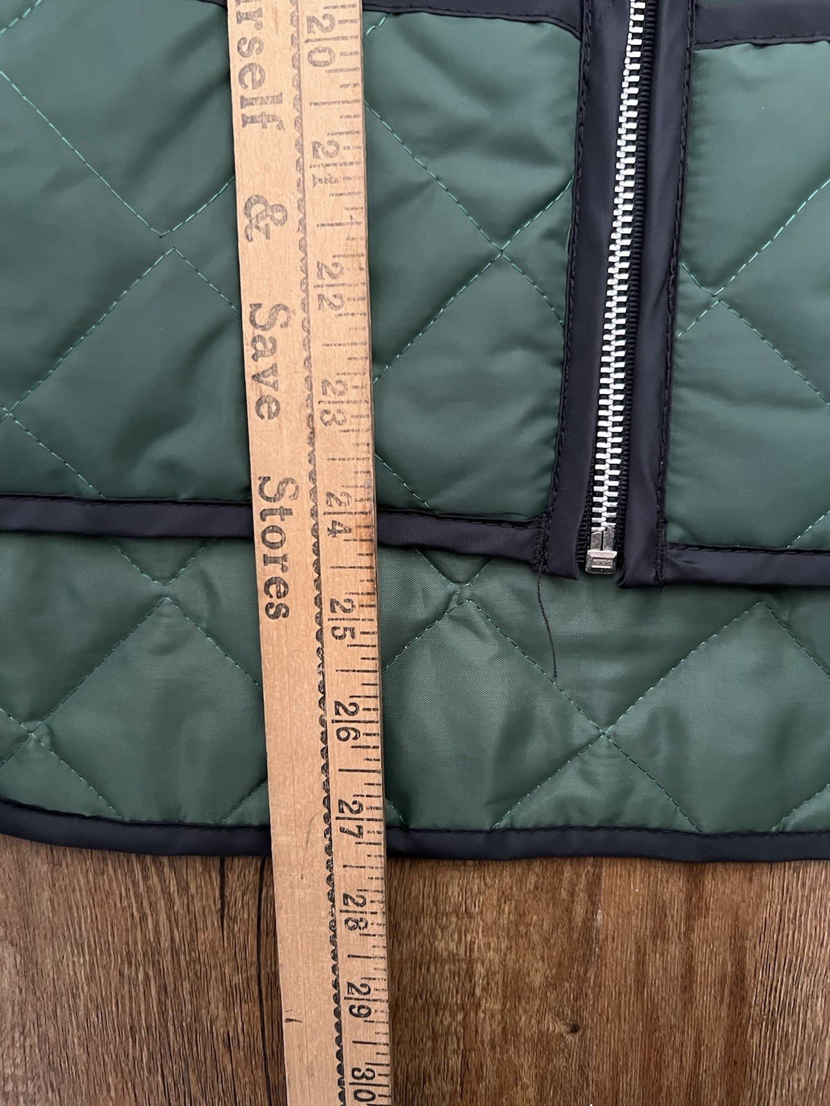 Vtg Quilted Zip Up Green Vest YKK Zipper Utility Skater Men’s S/M Size 5 USA