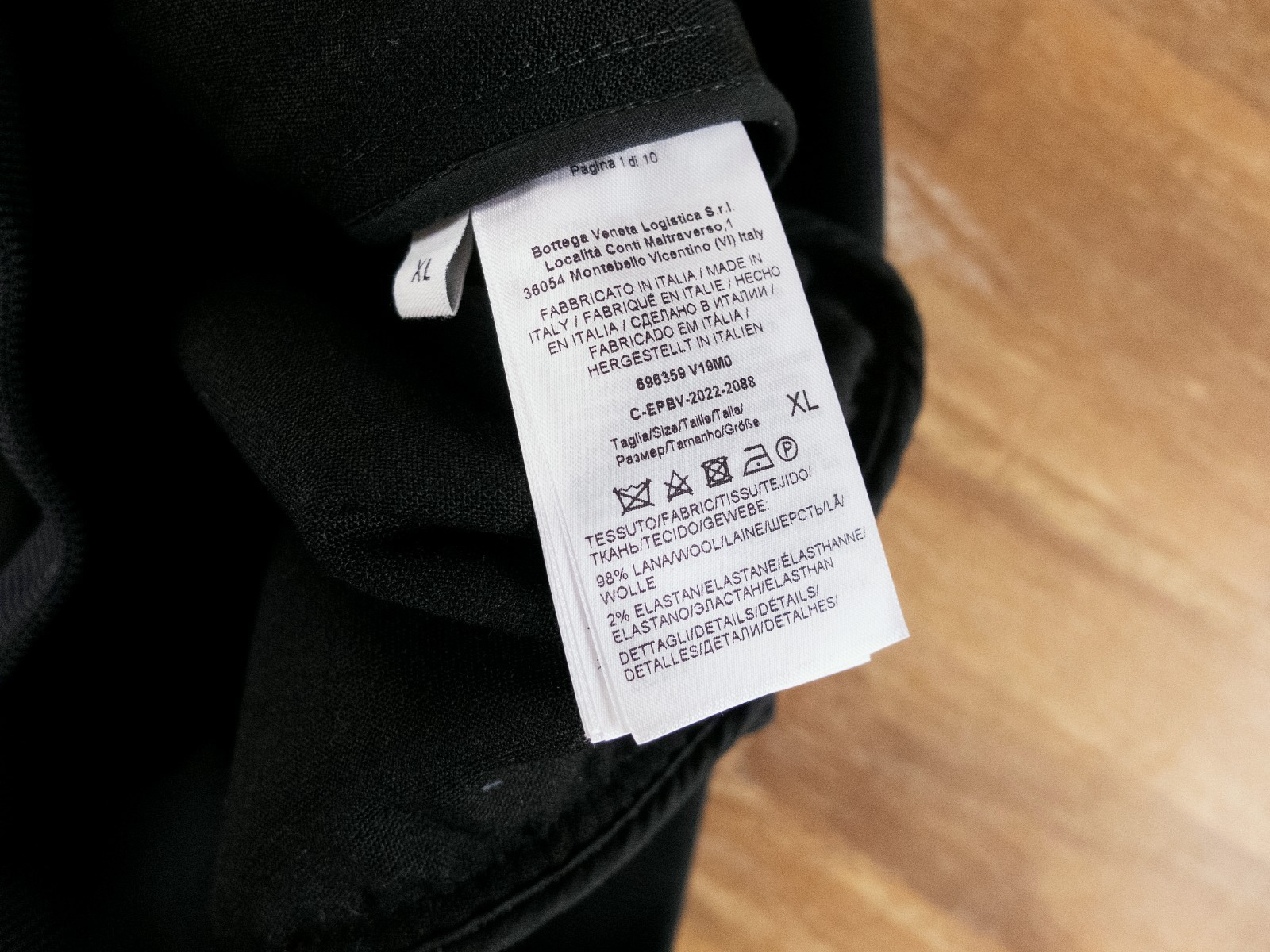 (NO CUSTOMS TAX) BOTTEGA VENETA black wool side stripe zip sweatshirt jacket M