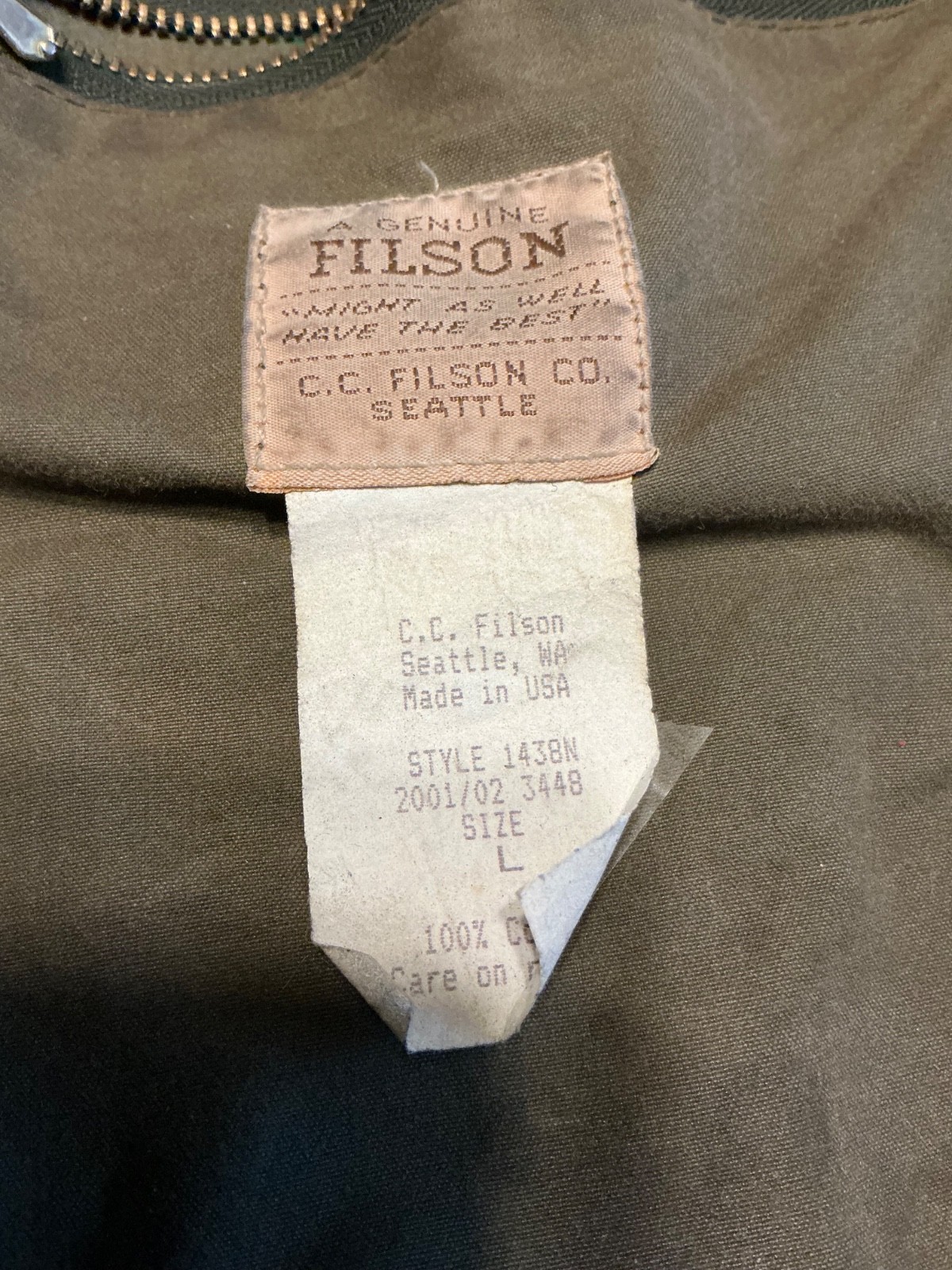 Filson 1438N All Season Rain Coat Men’s large Oil Finish Cover Cloth 6oz used