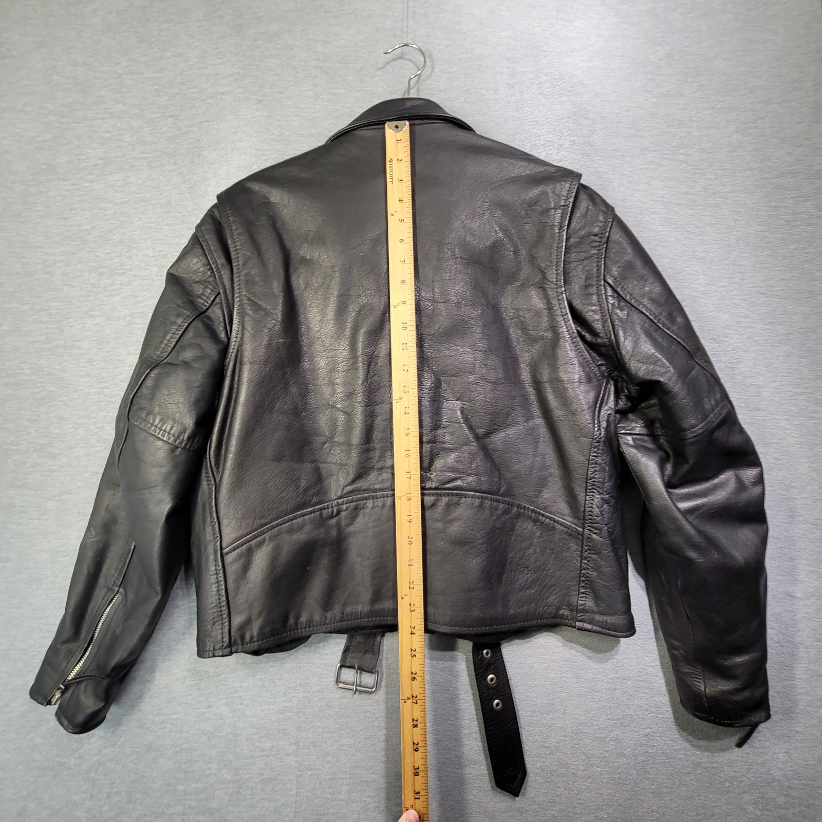 Vintage First Leather Jacket Mens 44 Black Full Zip Belt Biker Quilt Lined 80s