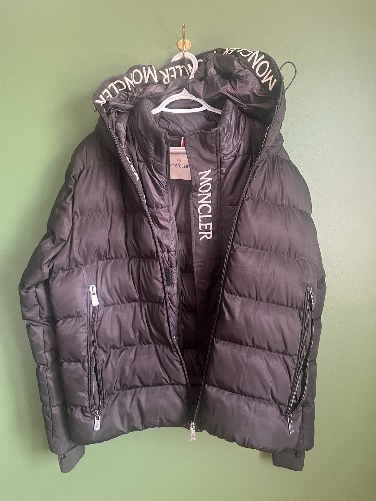 Moncler Montcla Hooded Short Down Jacket Black Size 3 (L) — Authentic Excellent