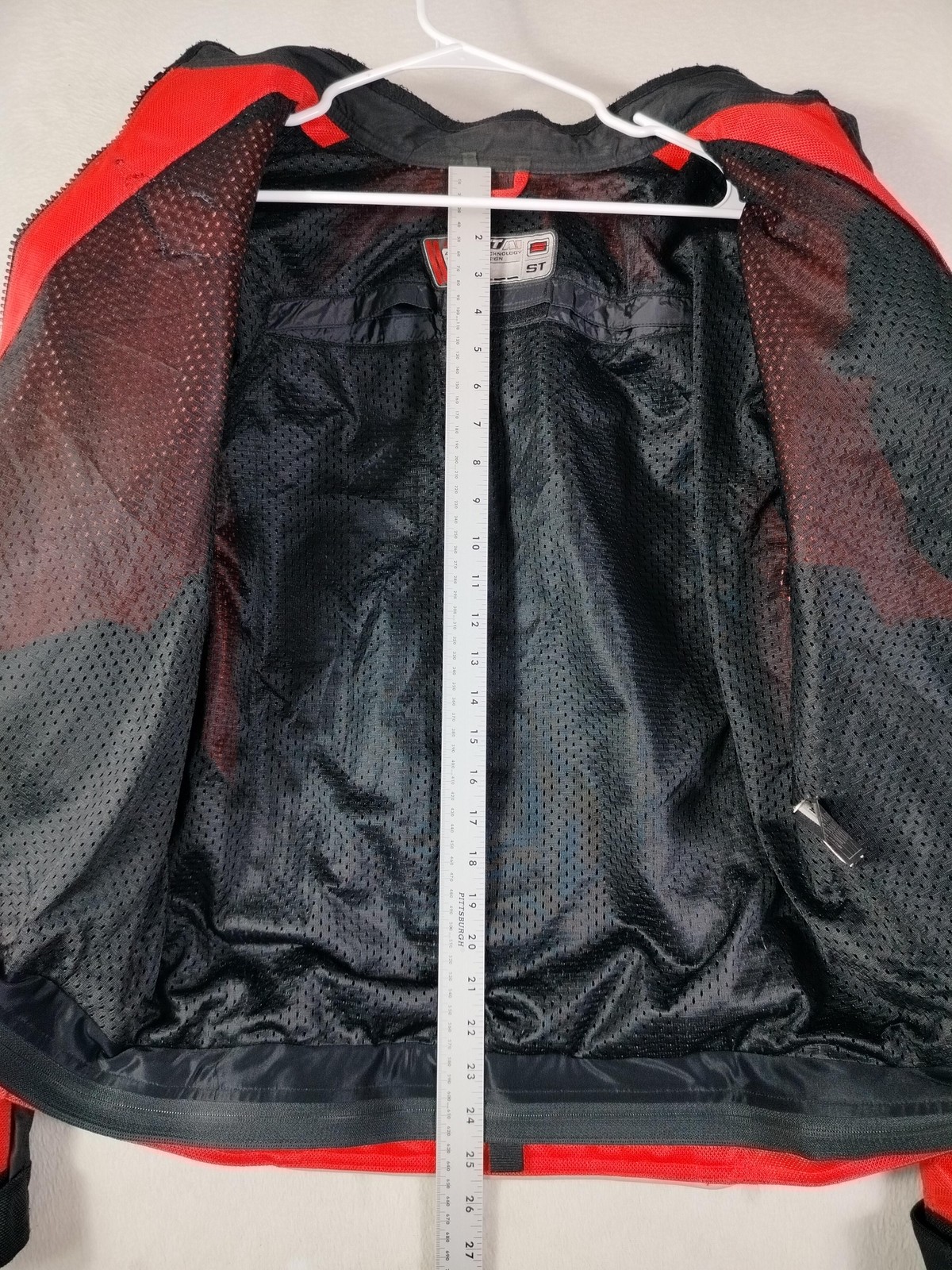 Shift Jacket Mens XL Red Black Mesh Triumph ST Motorcycle Riding Padded