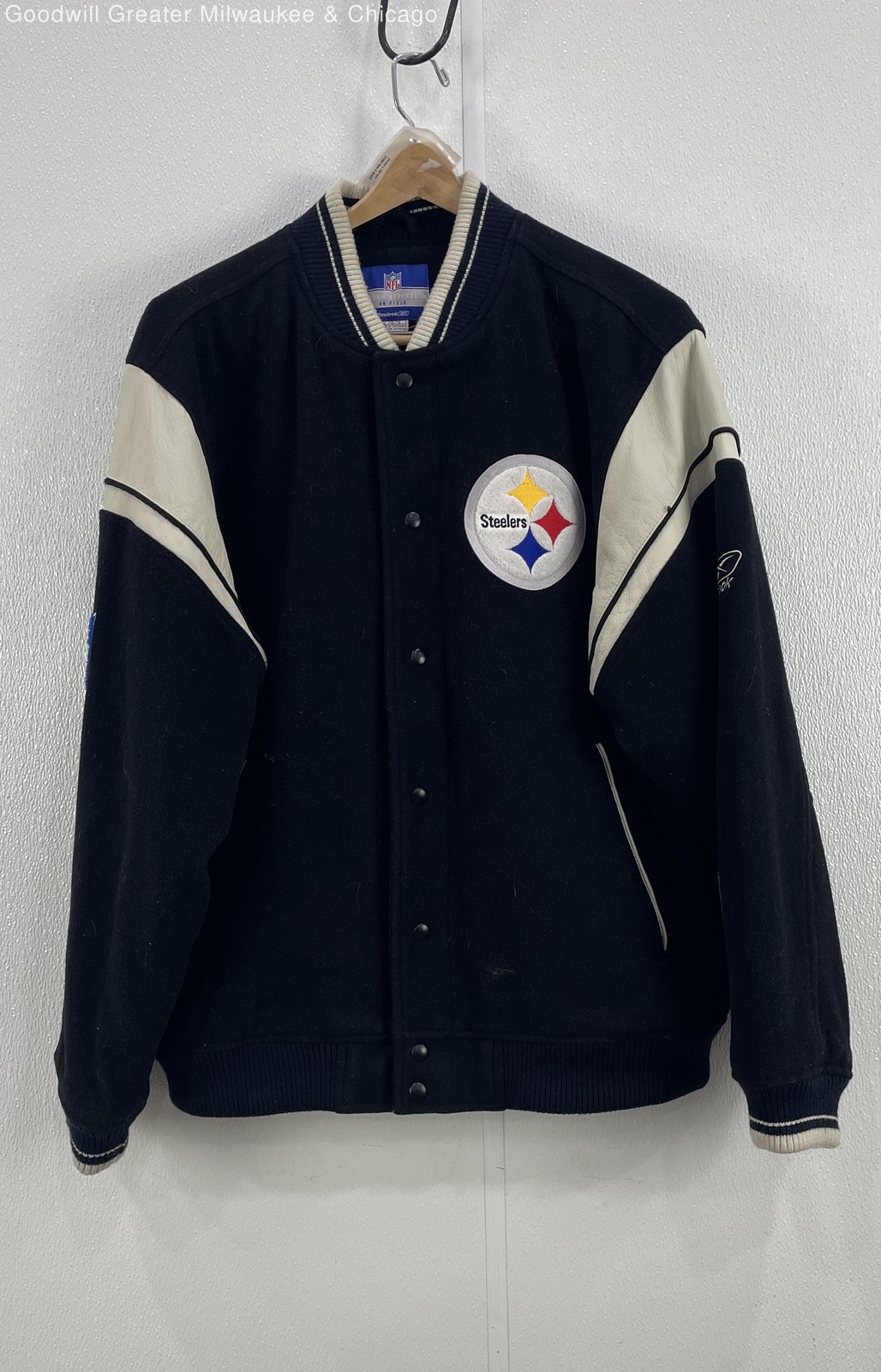 NFL Reebok Men’s Black and White Steelers Button Up Coat Size L
