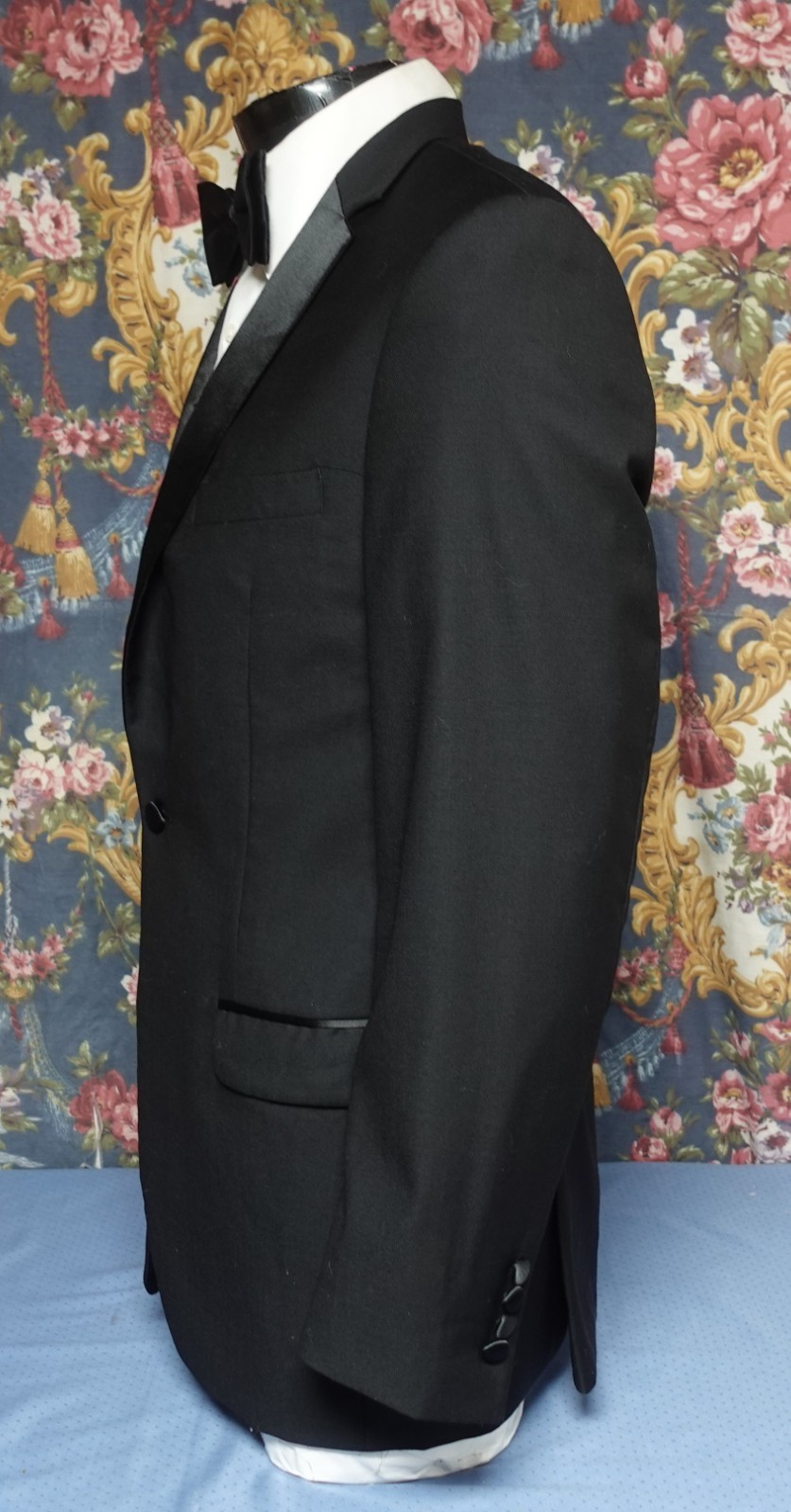 Joseph Tuxedo Jos. A. Bank Dinner Jacket 40L