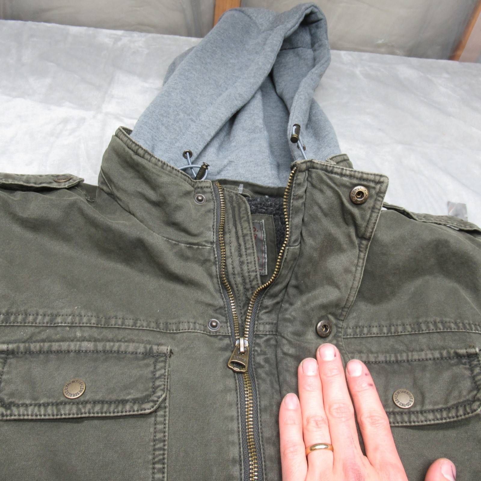 Levis Jacket Mens Medium Green Sherpa Lined Drawstring Hooded Field Full Zip