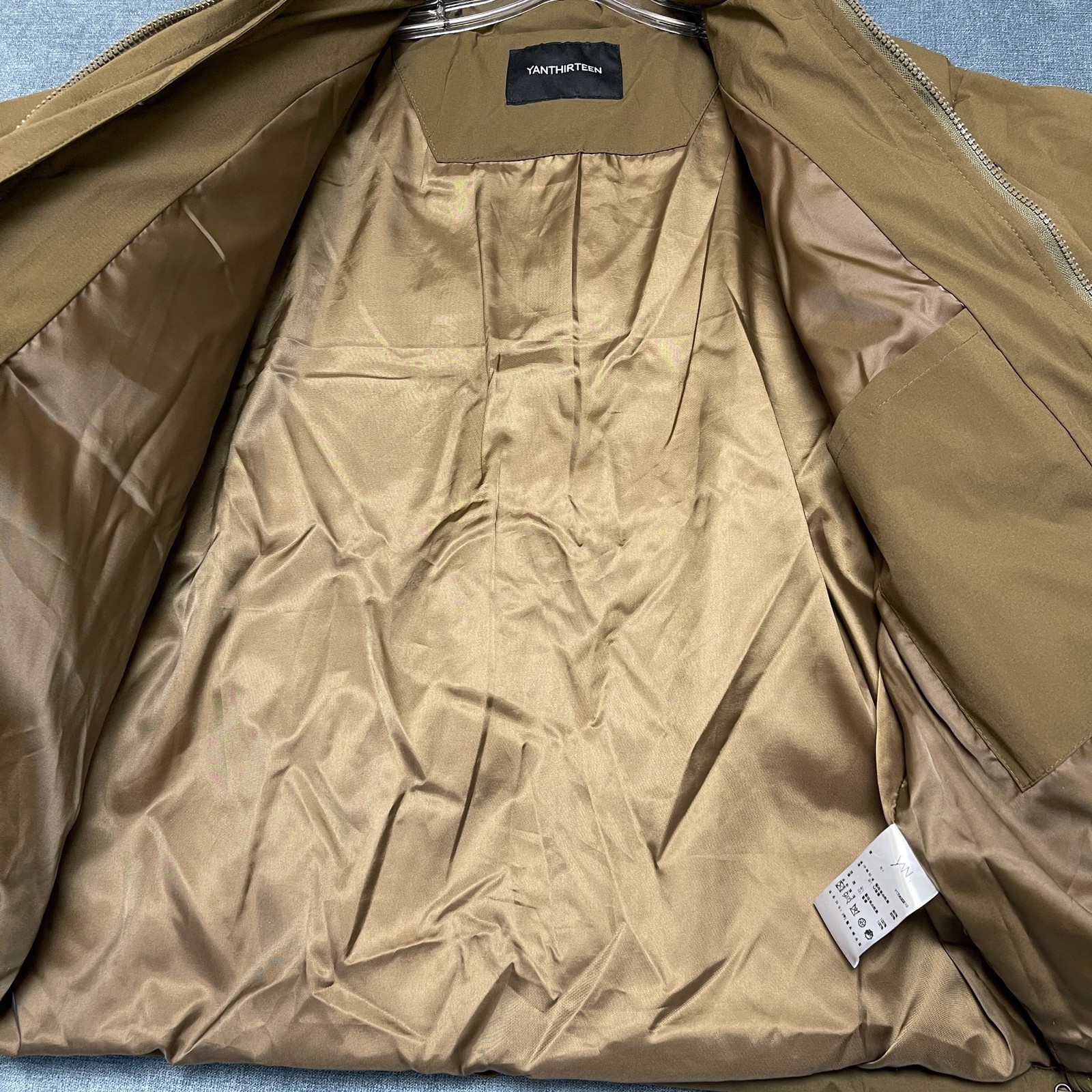 Yanthirteen Puffer Jacket Mens Tan Quilted Mock Neck Snap Front Hiking Outdoor