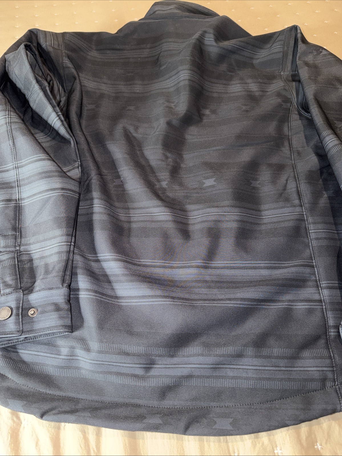 Cinch Men’s Bonded Concealed Carry Softshell Jacket – Aztec- Medium-NWT