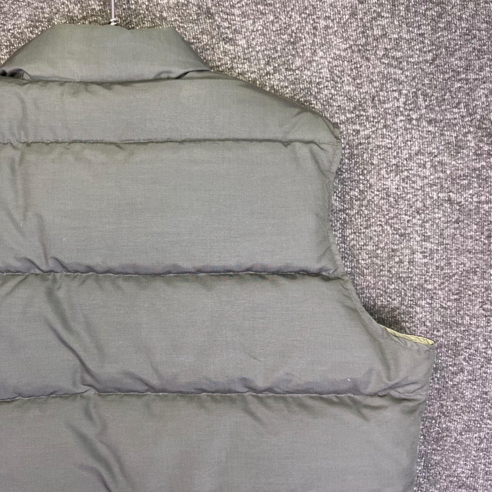 Woolrich Puffer Vest Mens XL Gray Vintage Down Filled Outdoor Utility Full Zip