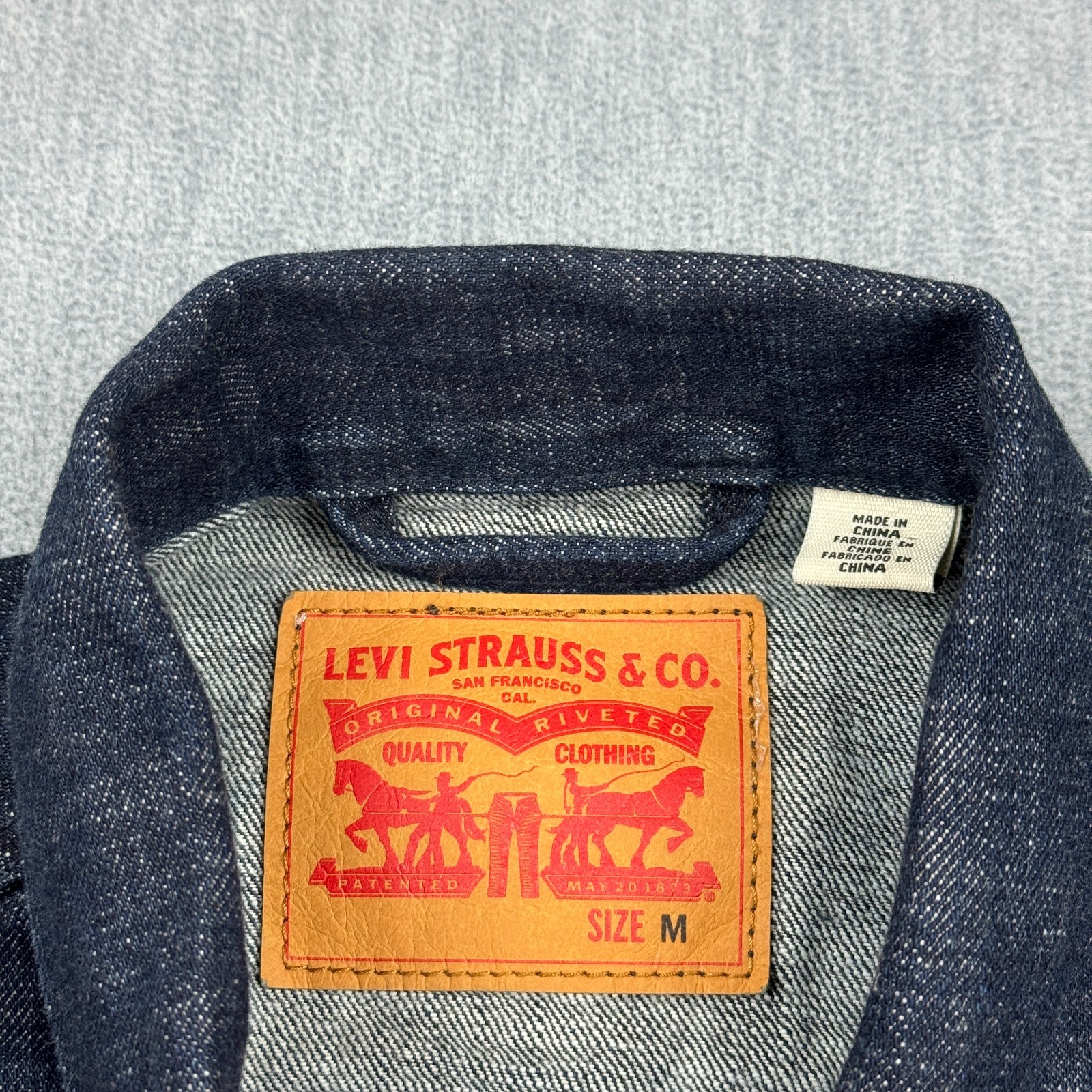 Levi’s Denim Jacket Medium Mens Blue Trucker Western Rodeo Classic Denim
