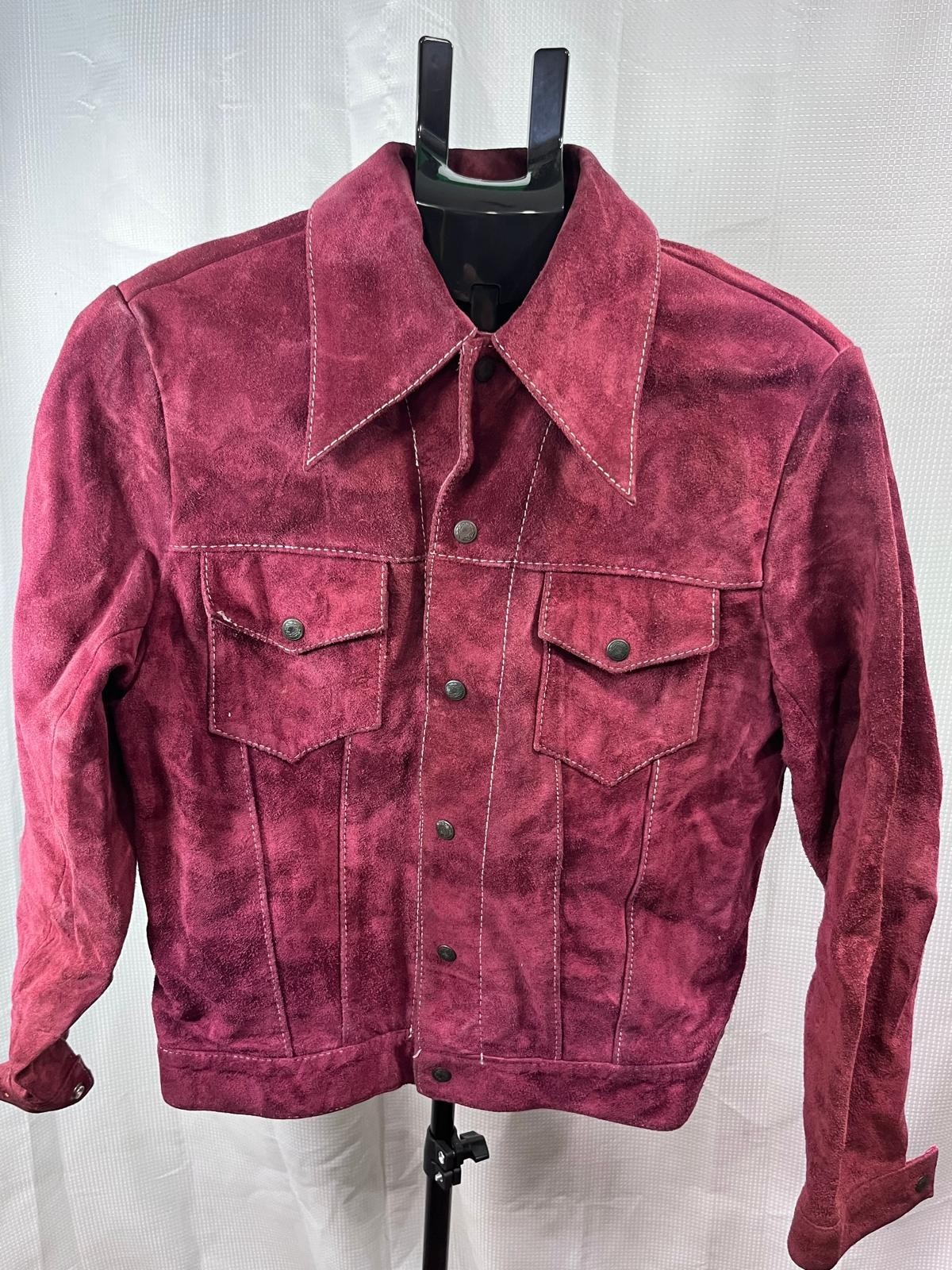 Vintage Genuine Leather Suede Burgundy Trucker Jacket Size 40 Made in Japan