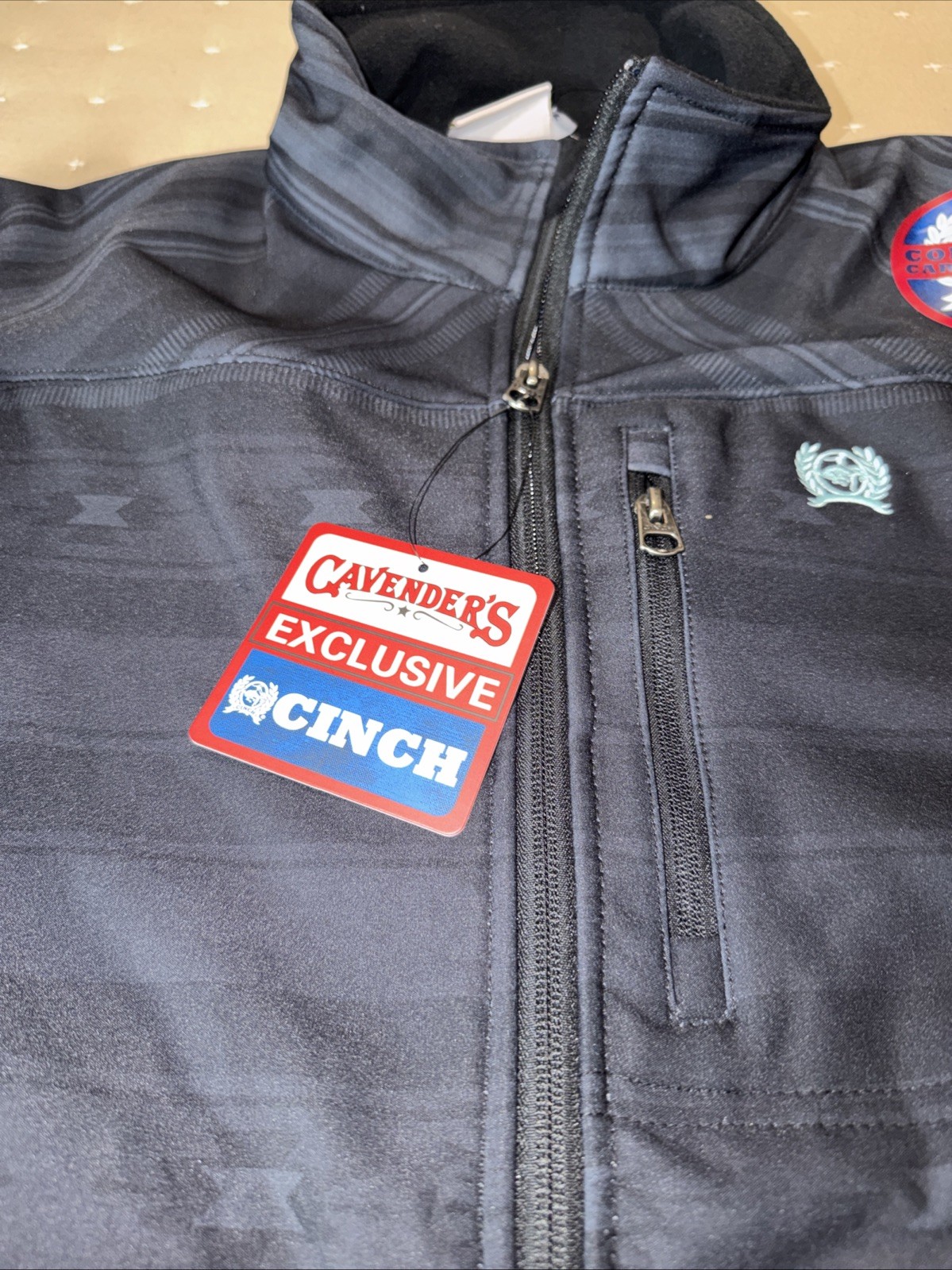 Cinch Men’s Bonded Concealed Carry Softshell Jacket – Aztec- Medium-NWT