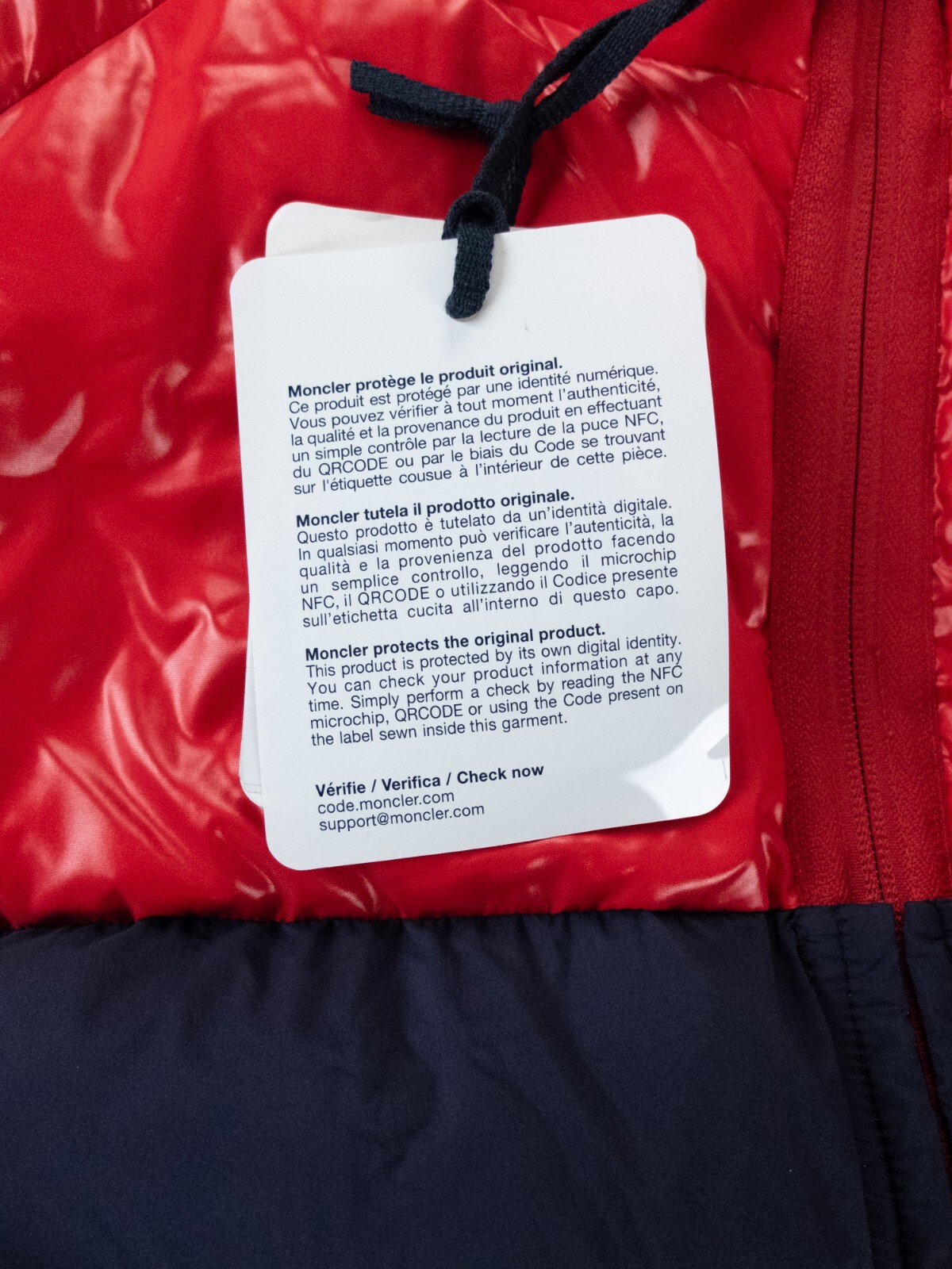 MONCLER Konic navy blue & red quilted down puffer jacket Size Medium / 2 NWT