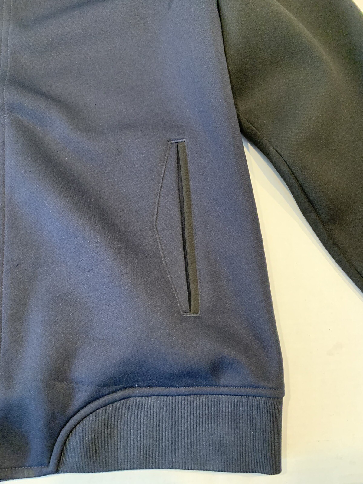 Men’s Navy Blue Jacket Sz L Five Four Snap Button Front w Black Sleeves Collar