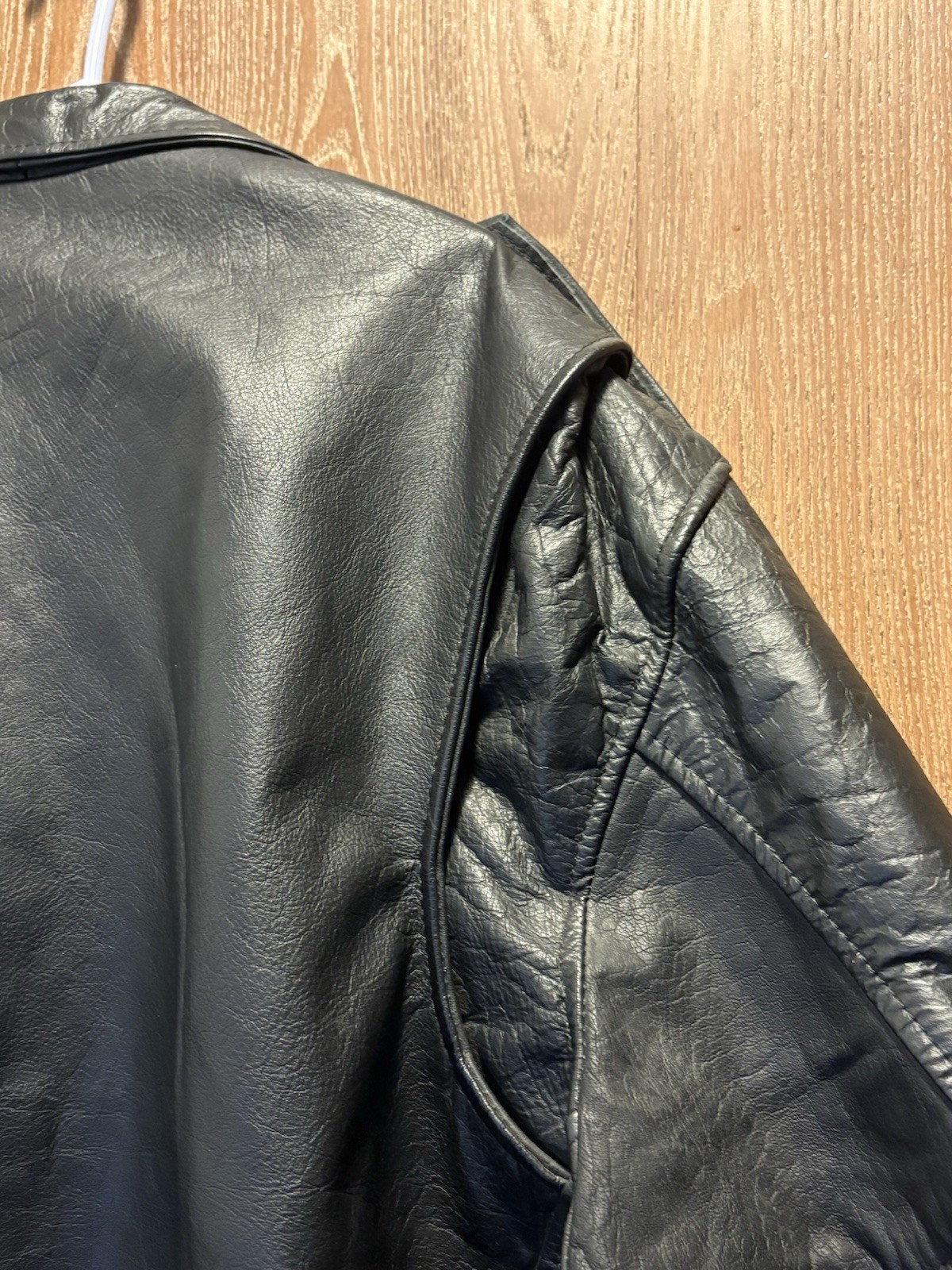 Unik Men’s Leather Motorcycle Jacket, Size 56, 1 Small Rip, Good Condition,heavy