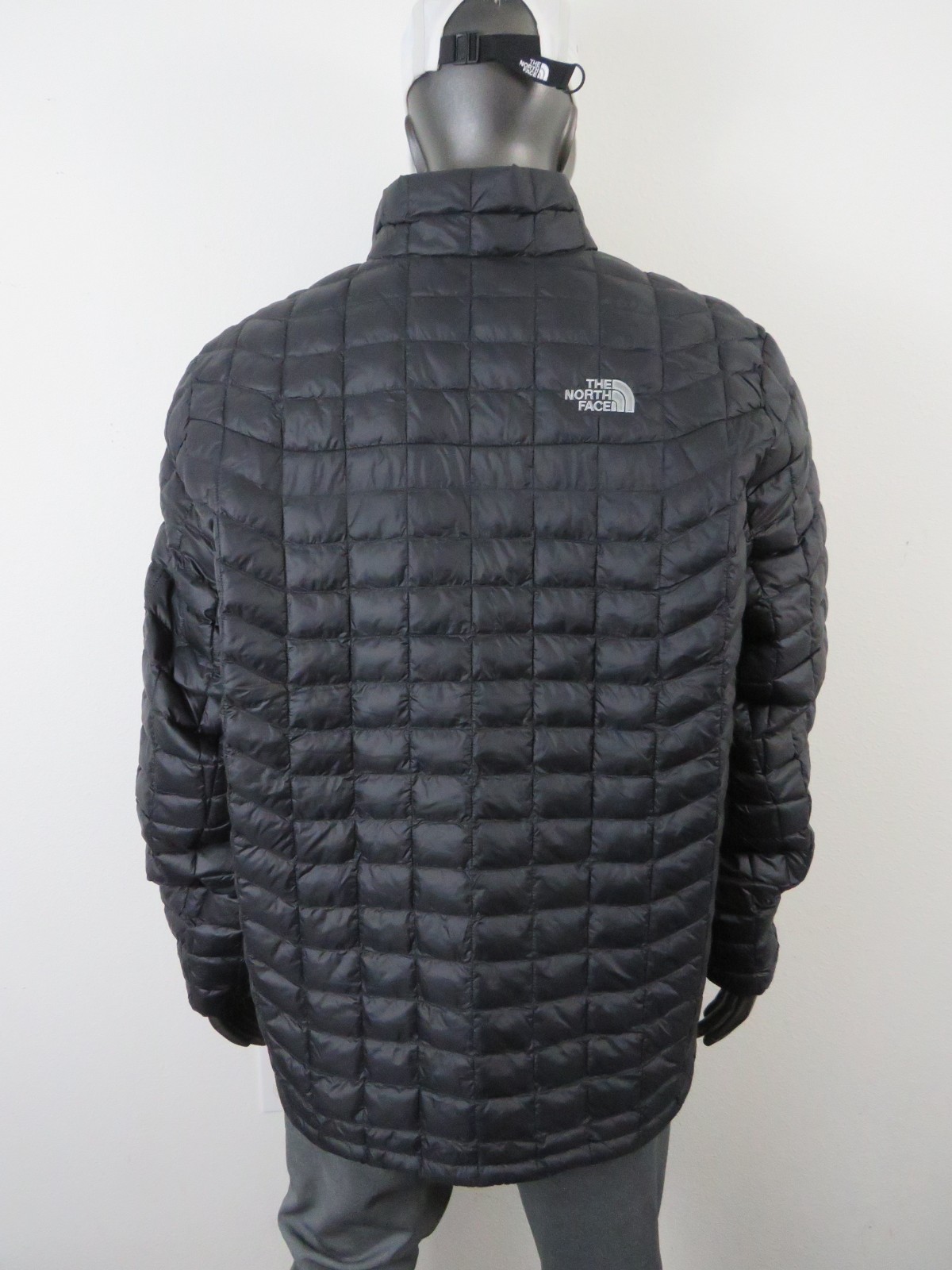 NWT Mens The North Face Thermoball Trekker ECO Insulated FZ Puffer Jacket Black