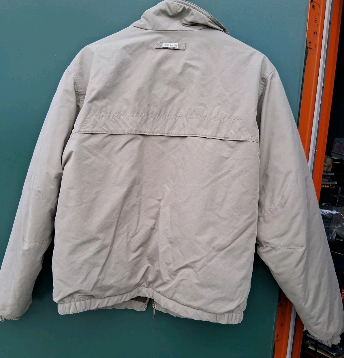 Columbia long sleeve solid tan full zip secure pockets elastic hem jacket Medium