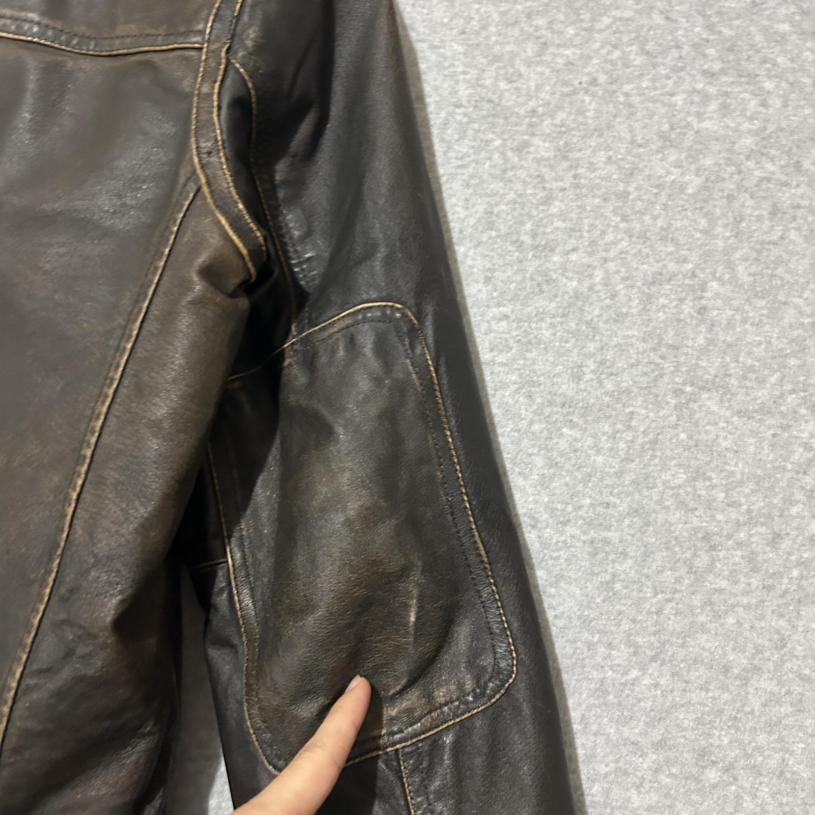 Wilsons Leather Jacket Mens M Brown Sherpa Lined Hooded Biker Belted Full Zip