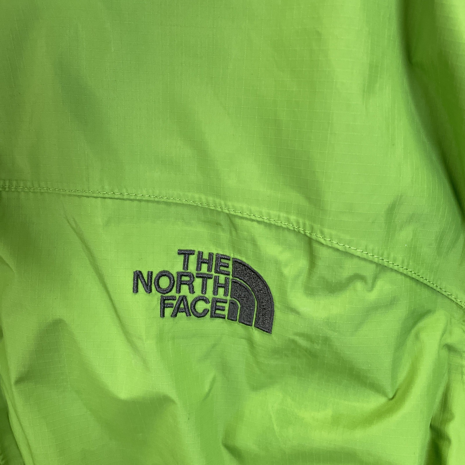 The North Face Resolve Jacket Men’s Large Hyvent Windbreaker Hooded Bright Green