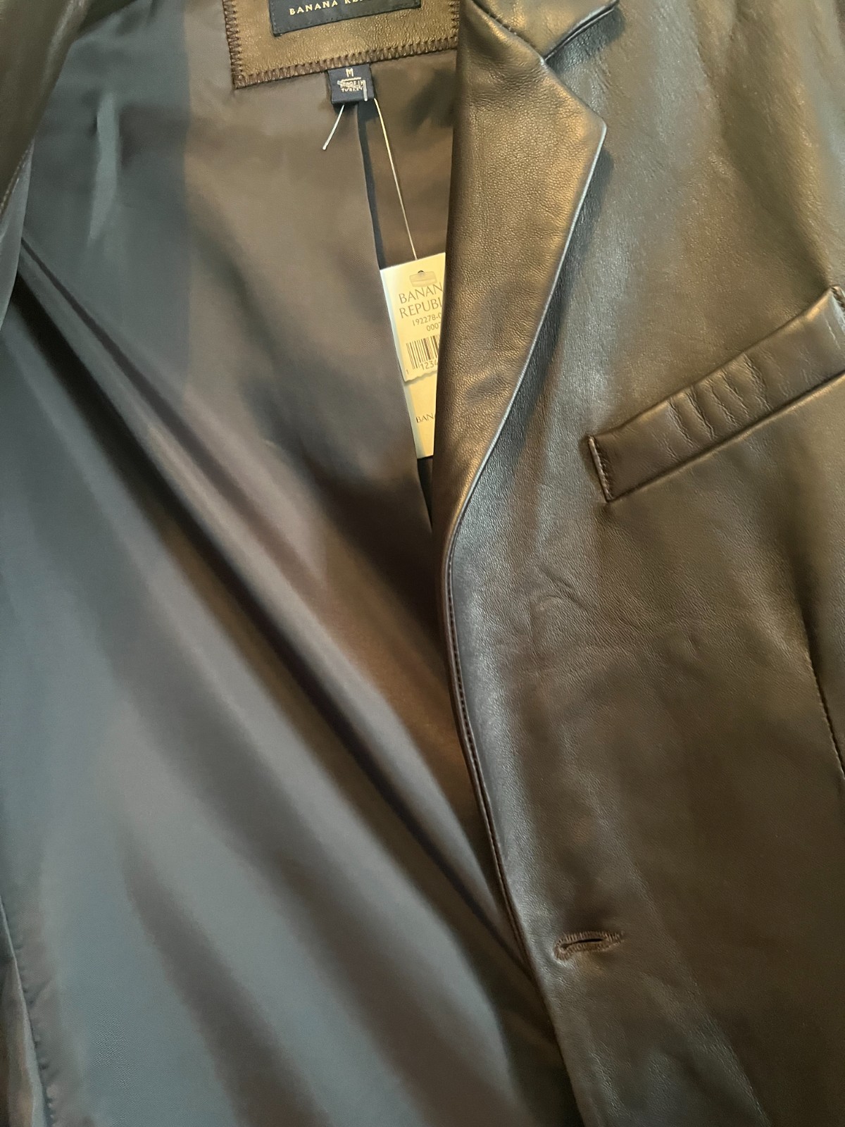 NWT Banana Republic Men’s Brown Leather Blazer Two-Button Closure Size M