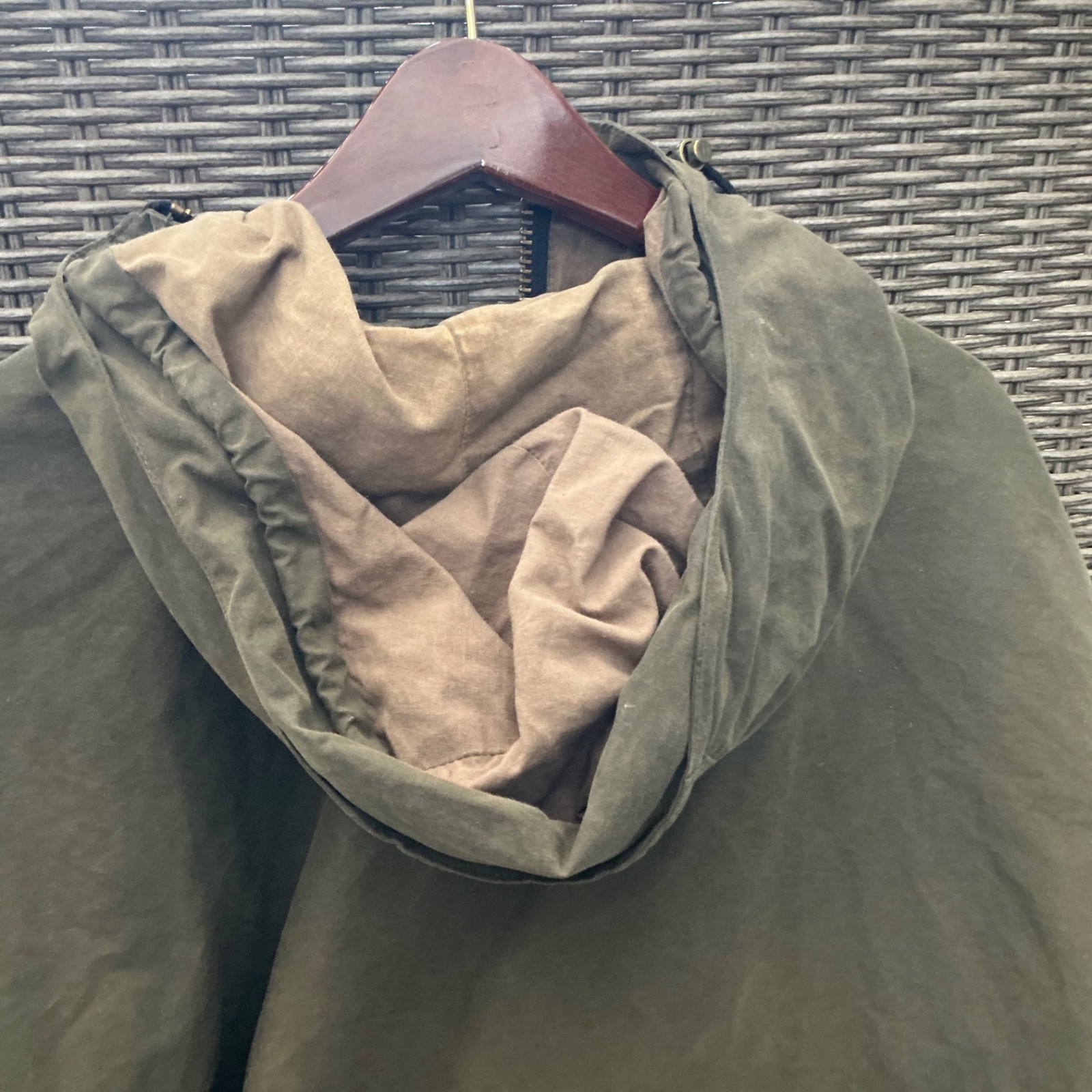 Filson 1438N All Season Rain Coat Men’s large Oil Finish Cover Cloth 6oz used
