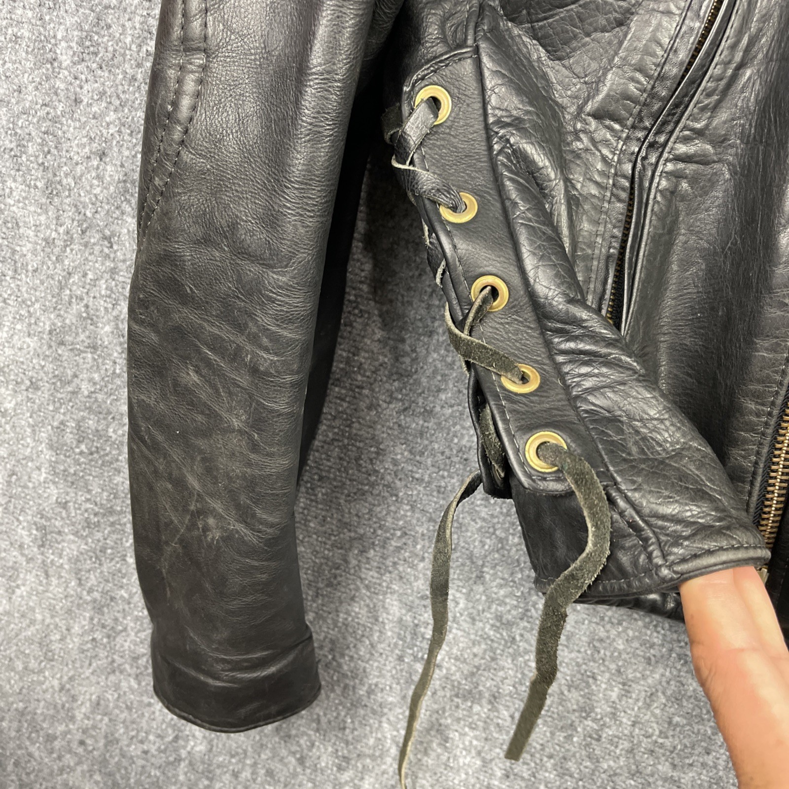 Vintage California Creations Leather Jacket Mens 40 Black Motorcycle Lace Sides