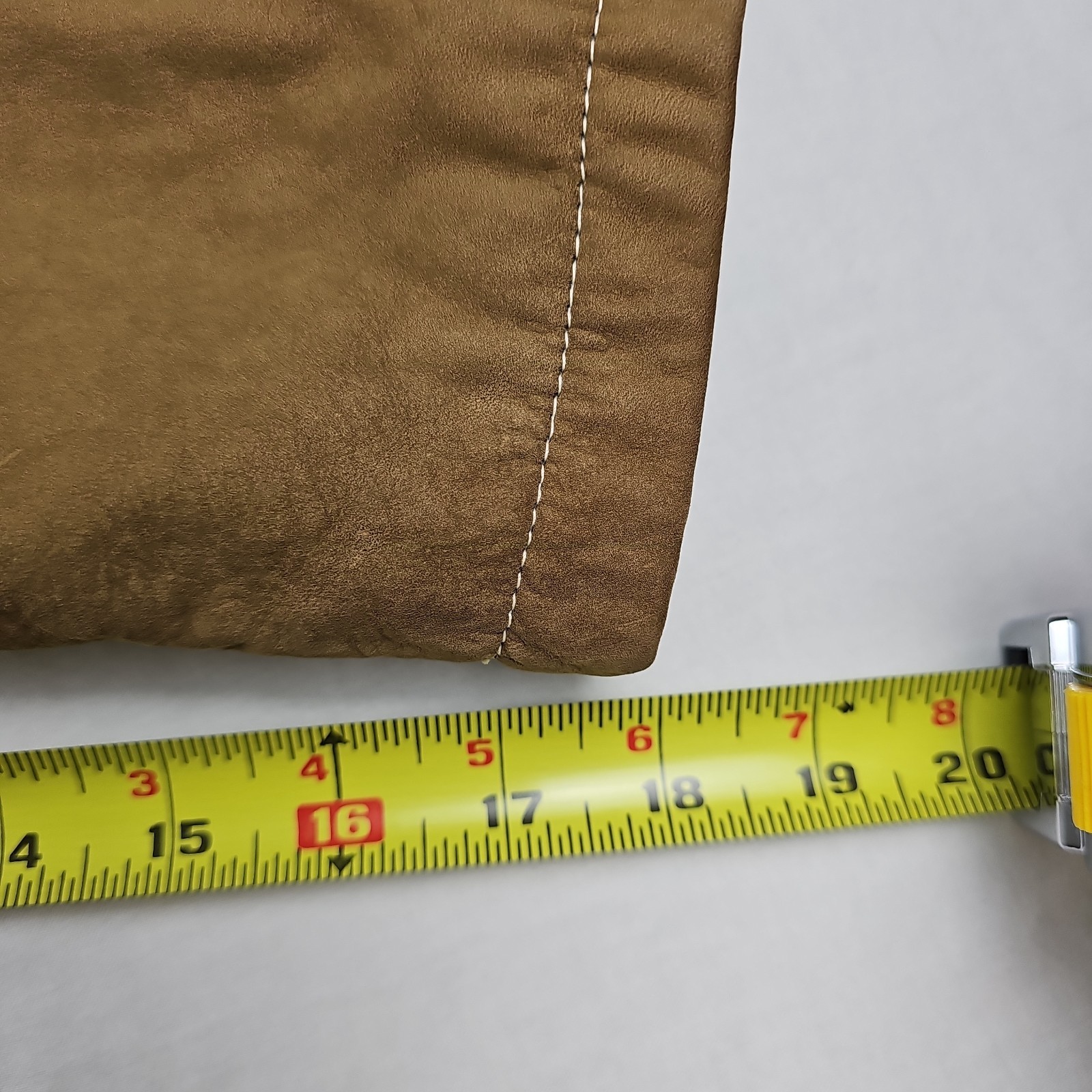 Vintage Men’s Wilsons Leather Pelle Studio Sz L Suede 100% Leather Jacket Beige