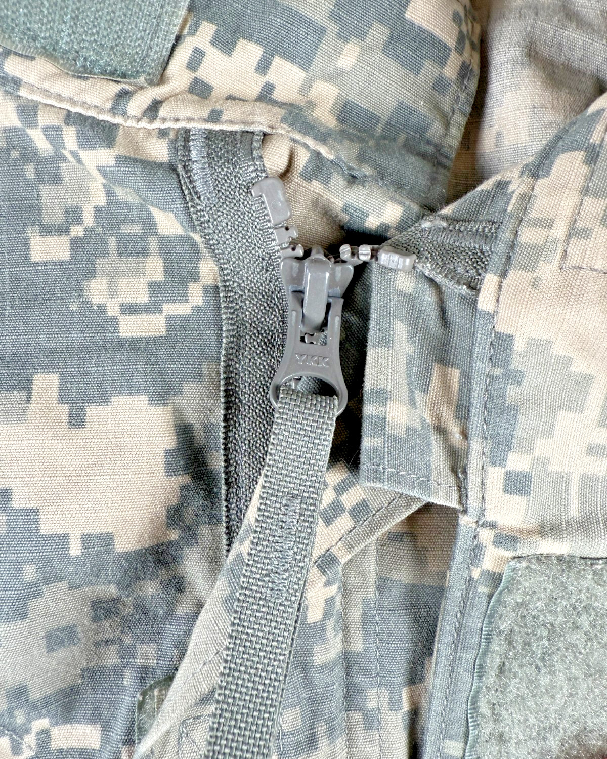 Size M – Military Surplus Army ACU Uniform Jacket Digital Camo