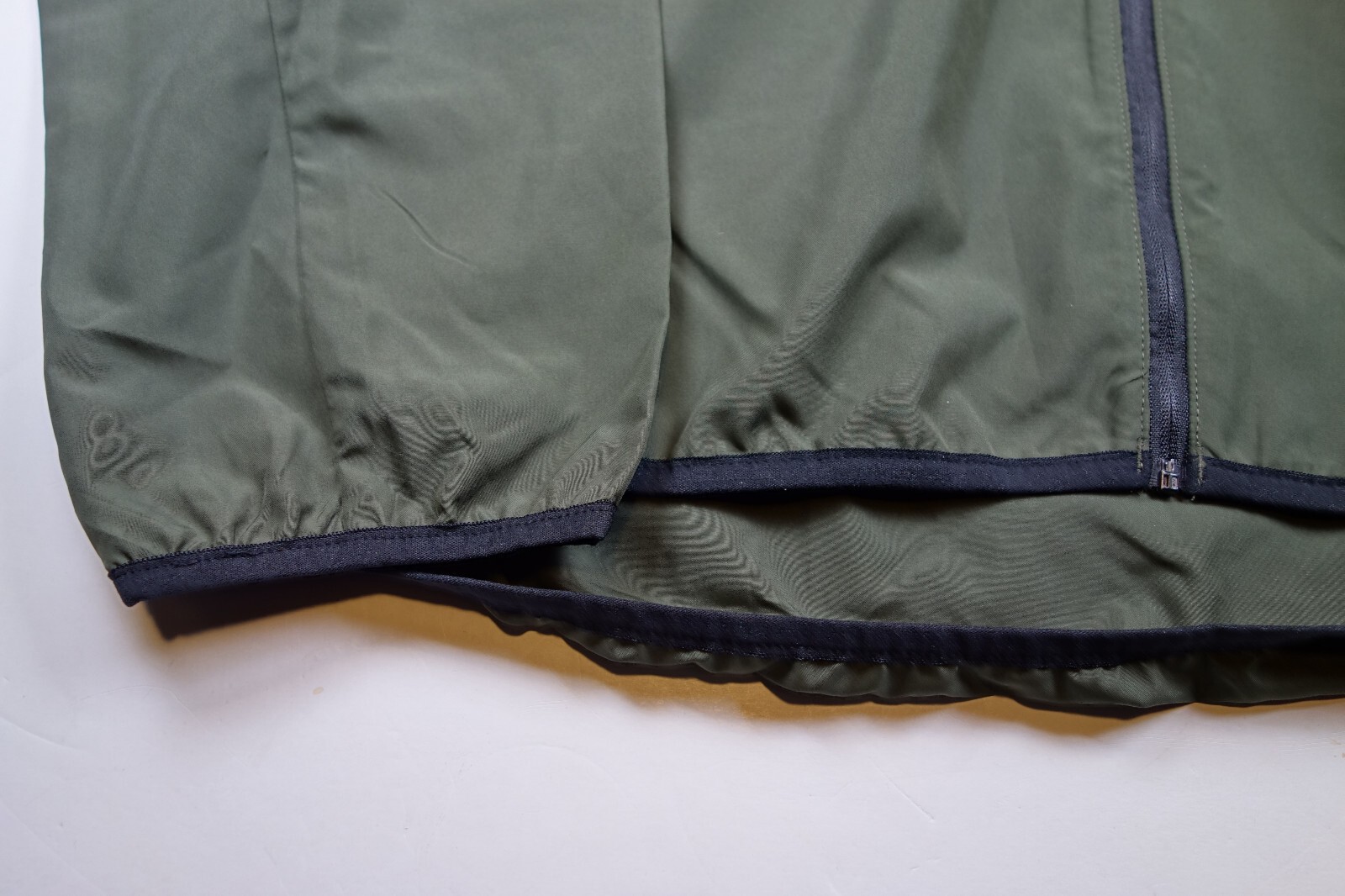 ALL IN MOTION Olive Green Full Zip Lightweight WINDBREAKER Jacket NEW Small