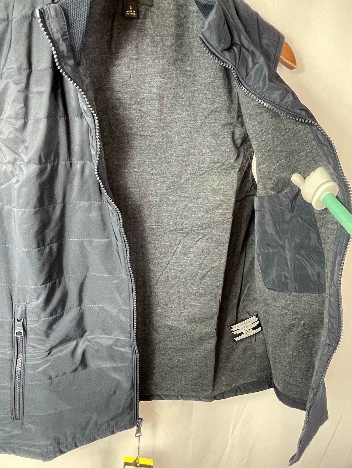 Banana Republic Men’s SMALL Lot of 2 Black & Blue Quilted Full Zip Vests NWT